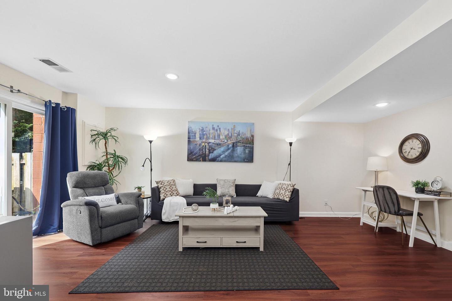 12678 DULCINEA PL, WOODBRIDGE, Virginia 22192, 3 Bedrooms Bedrooms, 8 Rooms Rooms,1 BathroomBathrooms,Residential,For sale,12678 DULCINEA PL,VAPW2099664 MLS # VAPW2099664