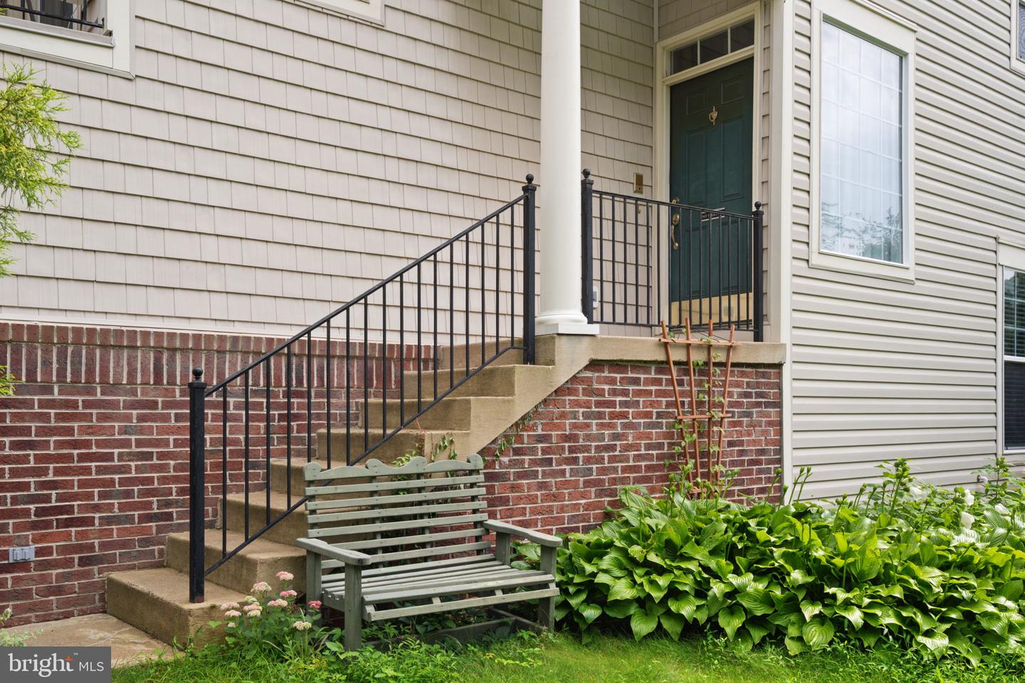 14163 CATBIRD DR, GAINESVILLE, Virginia 20155, 3 Bedrooms Bedrooms, ,3 BathroomsBathrooms,Residential,For sale,14163 CATBIRD DR,VAPW2099700 MLS # VAPW2099700