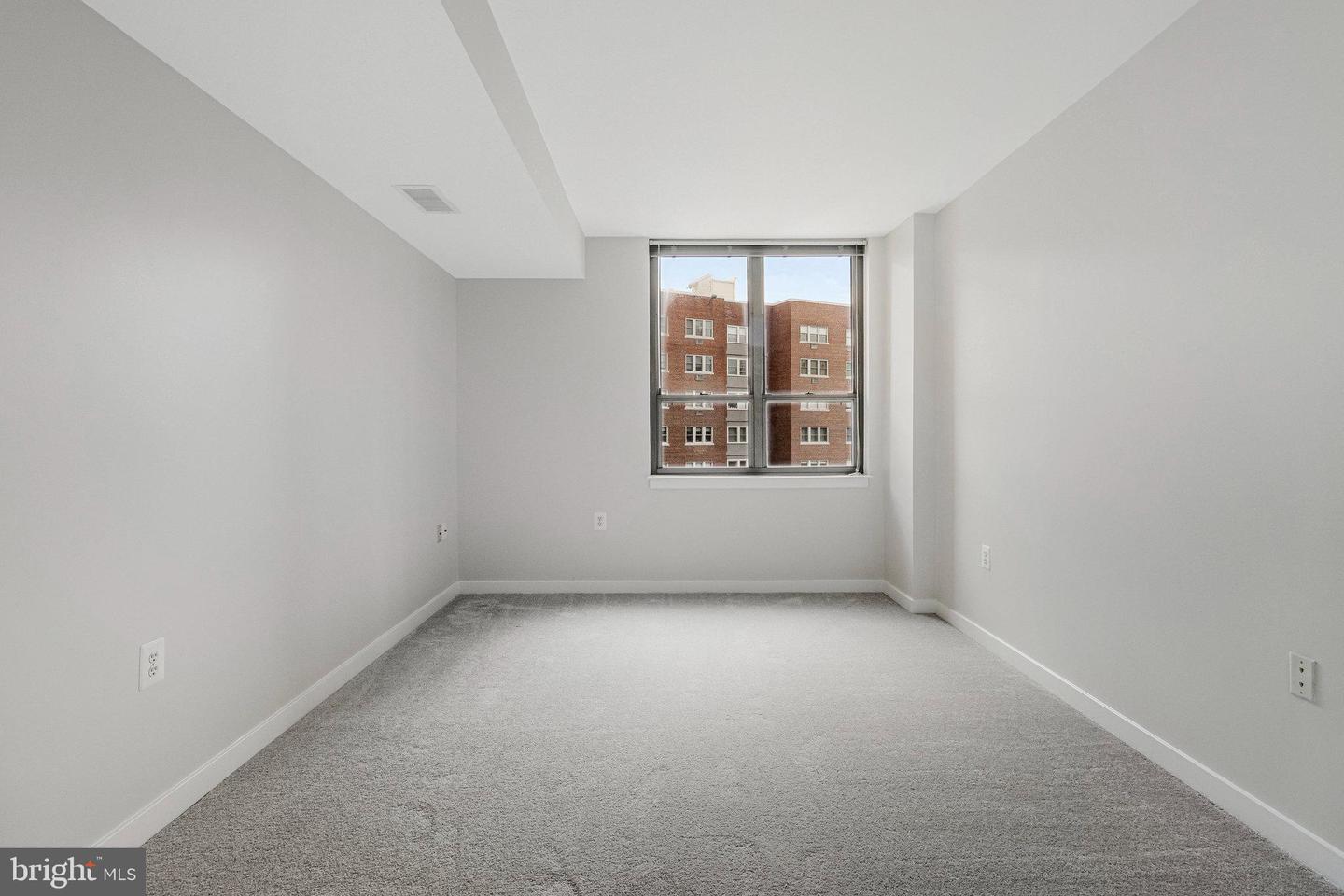 3883 CONNECTICUT AVE NW #303, WASHINGTON, District Of Columbia 20008, 1 Bedroom Bedrooms, ,1 BathroomBathrooms,Residential,For sale,3883 CONNECTICUT AVE NW #303,DCDC2211656 MLS # DCDC2211656