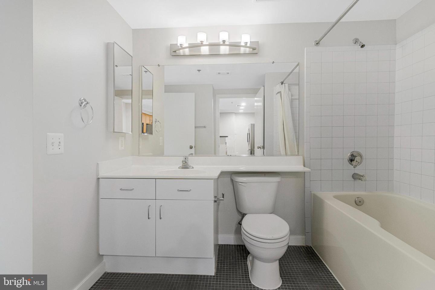 3883 CONNECTICUT AVE NW #303, WASHINGTON, District Of Columbia 20008, 1 Bedroom Bedrooms, ,1 BathroomBathrooms,Residential,For sale,3883 CONNECTICUT AVE NW #303,DCDC2211656 MLS # DCDC2211656