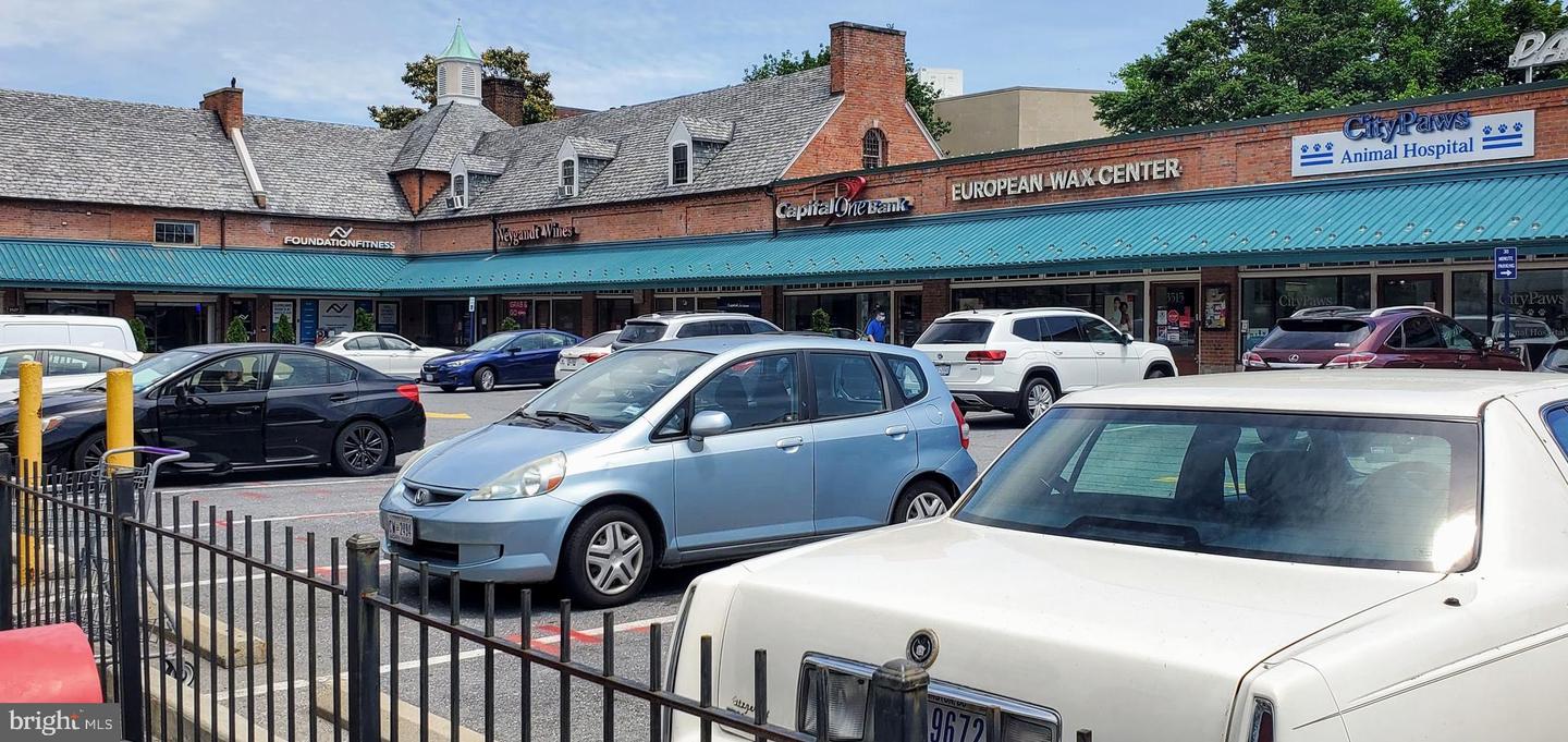 3883 CONNECTICUT AVE NW #303, WASHINGTON, District Of Columbia 20008, 1 Bedroom Bedrooms, ,1 BathroomBathrooms,Residential,For sale,3883 CONNECTICUT AVE NW #303,DCDC2211656 MLS # DCDC2211656