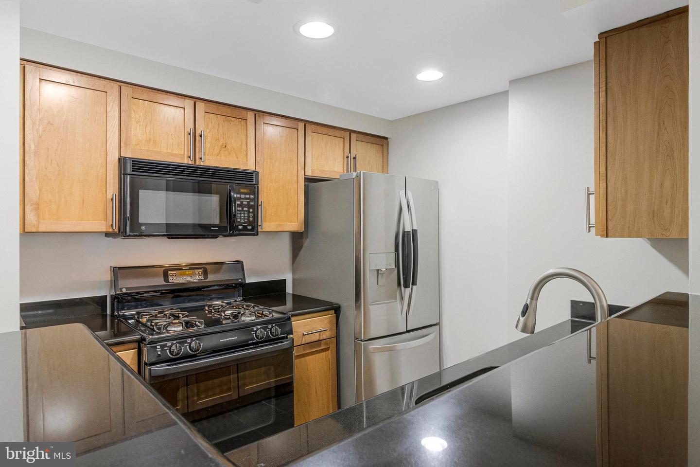 3883 CONNECTICUT AVE NW #303, WASHINGTON, District Of Columbia 20008, 1 Bedroom Bedrooms, ,1 BathroomBathrooms,Residential,For sale,3883 CONNECTICUT AVE NW #303,DCDC2211656 MLS # DCDC2211656