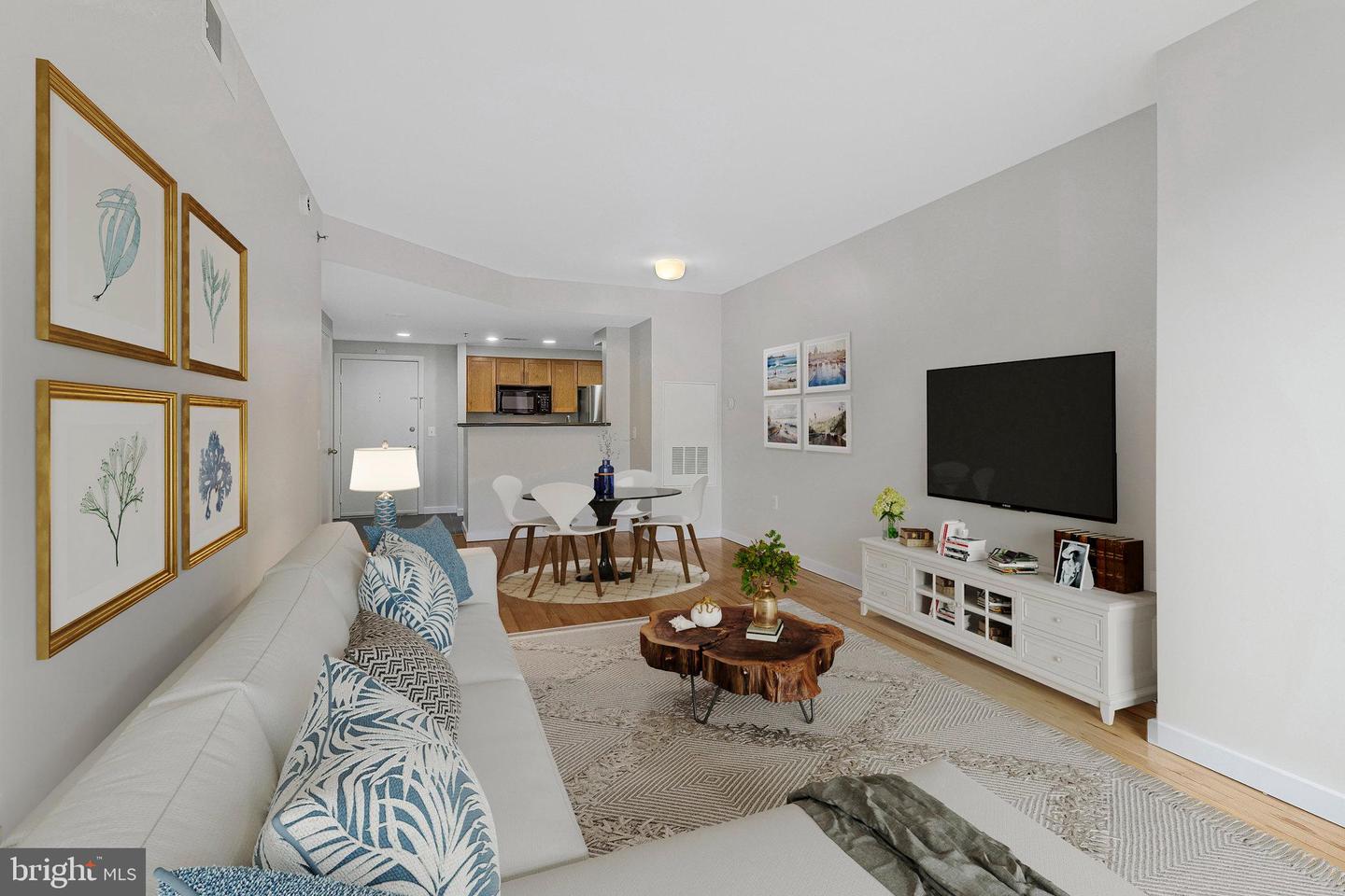 3883 CONNECTICUT AVE NW #303, WASHINGTON, District Of Columbia 20008, 1 Bedroom Bedrooms, ,1 BathroomBathrooms,Residential,For sale,3883 CONNECTICUT AVE NW #303,DCDC2211656 MLS # DCDC2211656