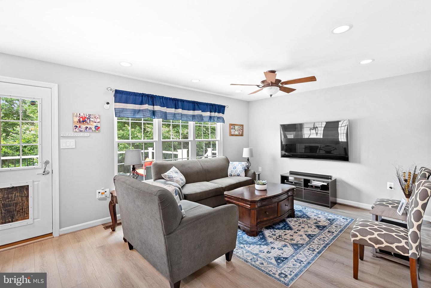 17374 ARROWOOD PL, ROUND HILL, Virginia 20141, 4 Bedrooms Bedrooms, ,3 BathroomsBathrooms,Residential,For sale,17374 ARROWOOD PL,VALO2103000 MLS # VALO2103000