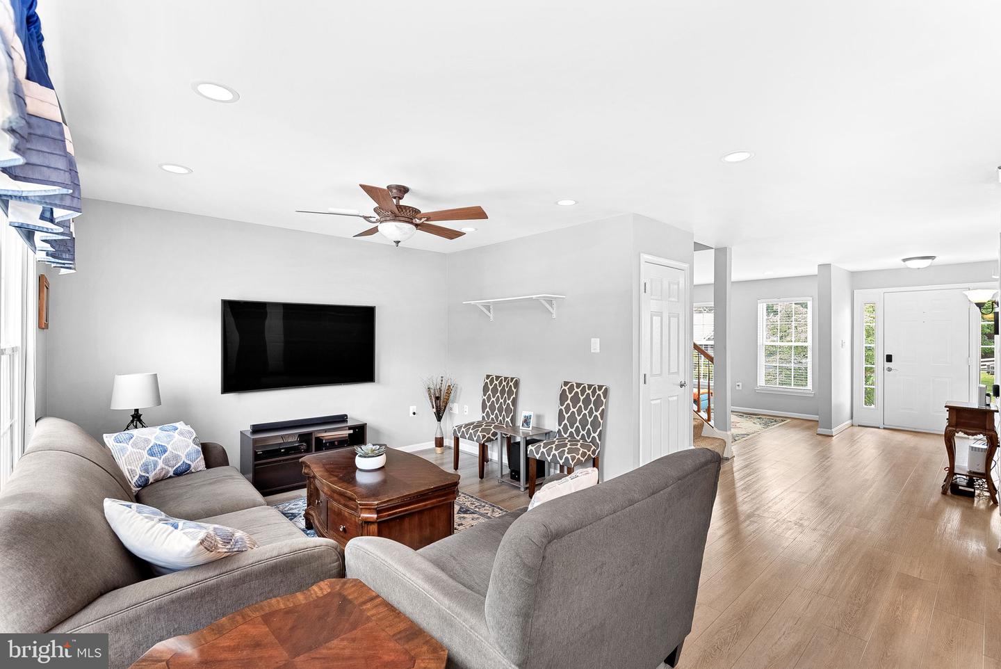 17374 ARROWOOD PL, ROUND HILL, Virginia 20141, 4 Bedrooms Bedrooms, ,3 BathroomsBathrooms,Residential,For sale,17374 ARROWOOD PL,VALO2103000 MLS # VALO2103000
