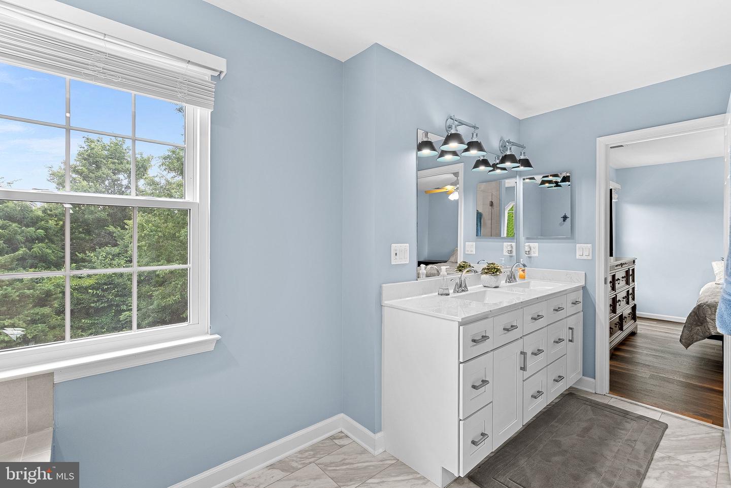 17374 ARROWOOD PL, ROUND HILL, Virginia 20141, 4 Bedrooms Bedrooms, ,3 BathroomsBathrooms,Residential,For sale,17374 ARROWOOD PL,VALO2103000 MLS # VALO2103000
