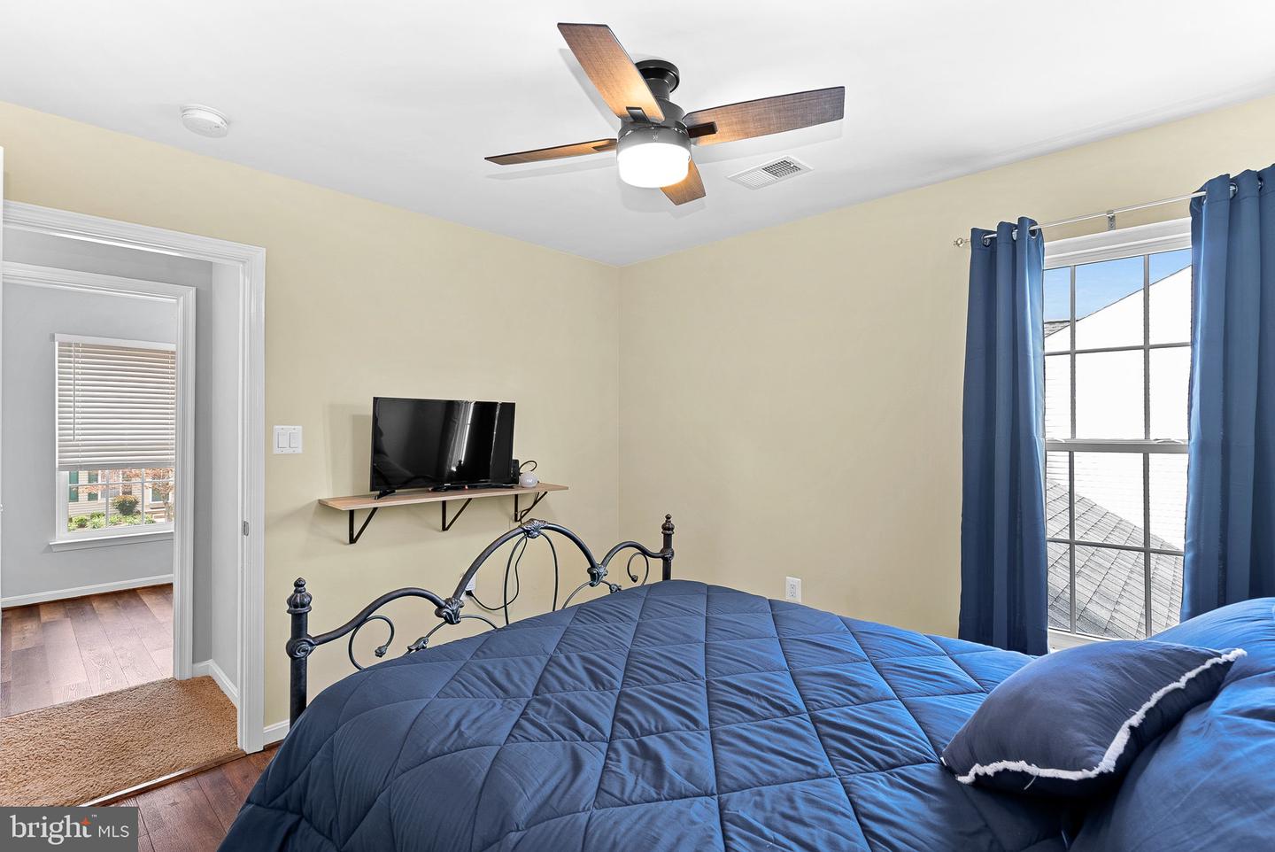 17374 ARROWOOD PL, ROUND HILL, Virginia 20141, 4 Bedrooms Bedrooms, ,3 BathroomsBathrooms,Residential,For sale,17374 ARROWOOD PL,VALO2103000 MLS # VALO2103000