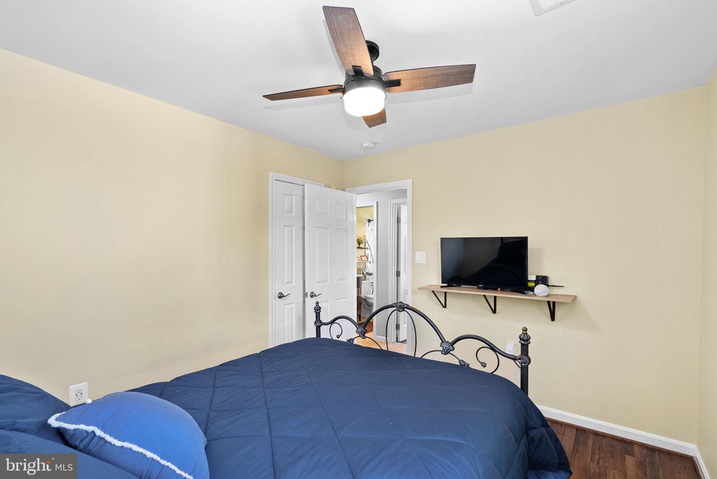 17374 ARROWOOD PL, ROUND HILL, Virginia 20141, 4 Bedrooms Bedrooms, ,3 BathroomsBathrooms,Residential,For sale,17374 ARROWOOD PL,VALO2103000 MLS # VALO2103000