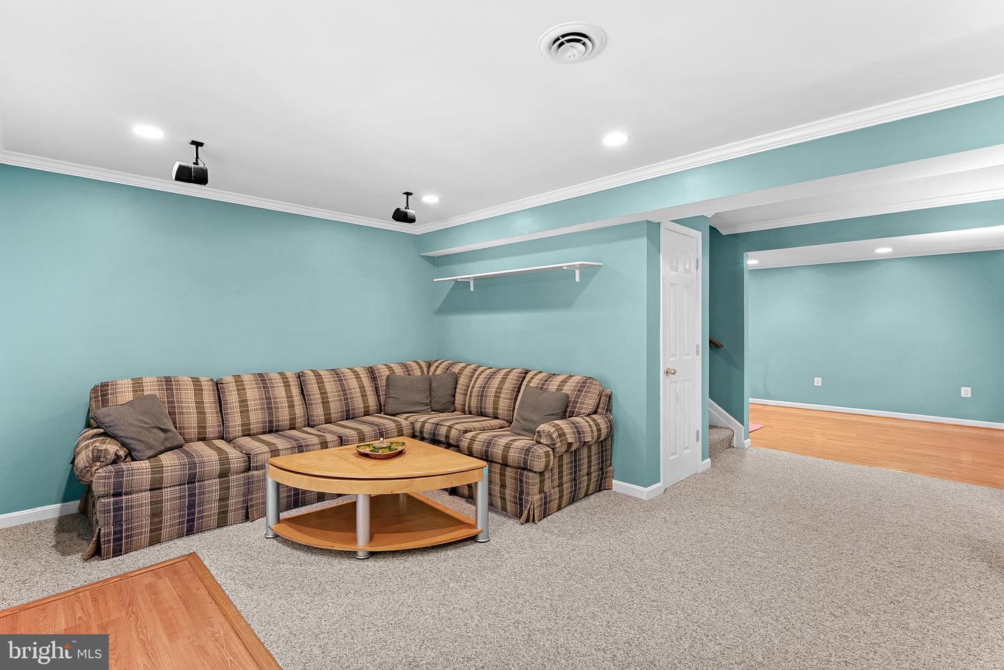 17374 ARROWOOD PL, ROUND HILL, Virginia 20141, 4 Bedrooms Bedrooms, ,3 BathroomsBathrooms,Residential,For sale,17374 ARROWOOD PL,VALO2103000 MLS # VALO2103000