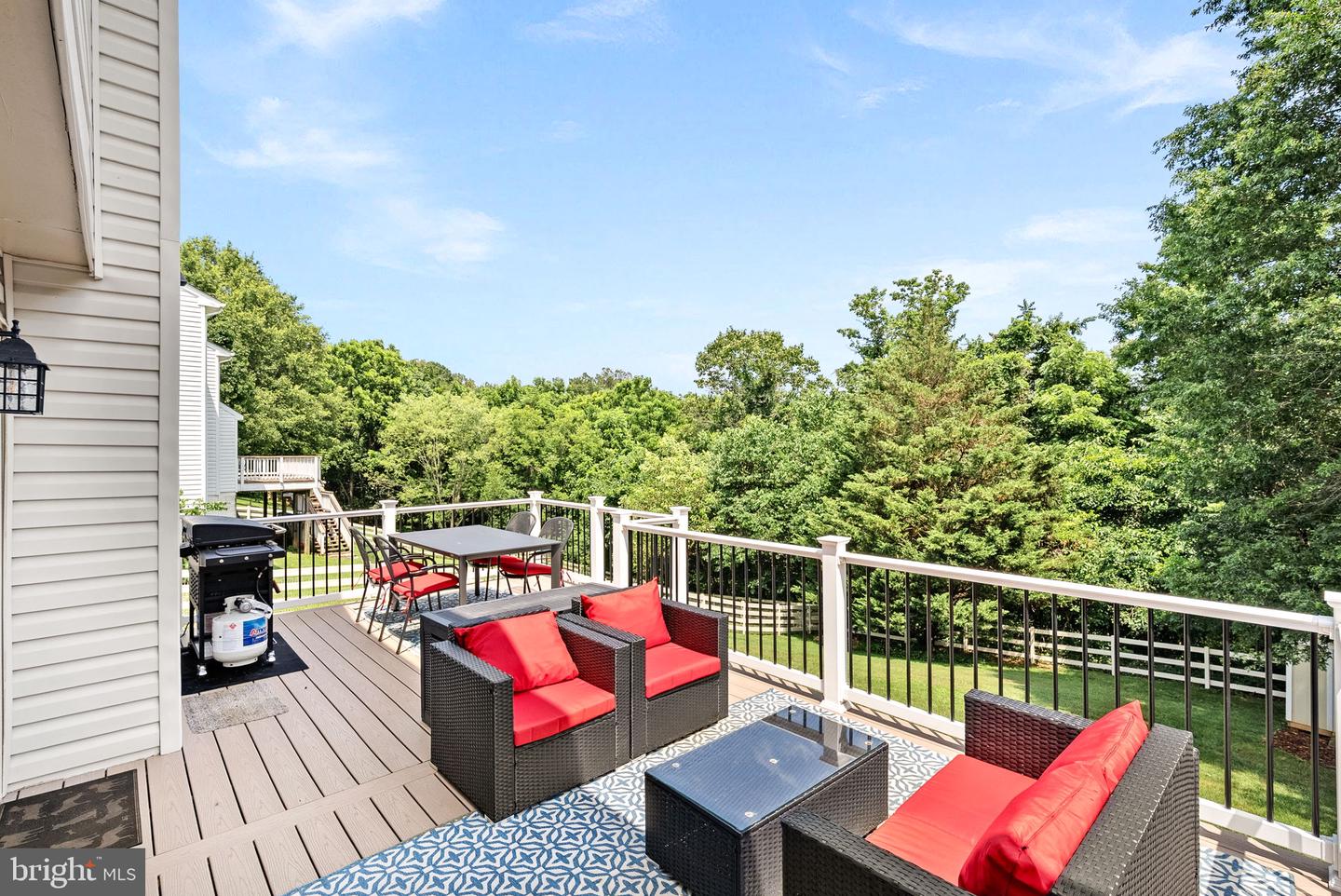 17374 ARROWOOD PL, ROUND HILL, Virginia 20141, 4 Bedrooms Bedrooms, ,3 BathroomsBathrooms,Residential,For sale,17374 ARROWOOD PL,VALO2103000 MLS # VALO2103000