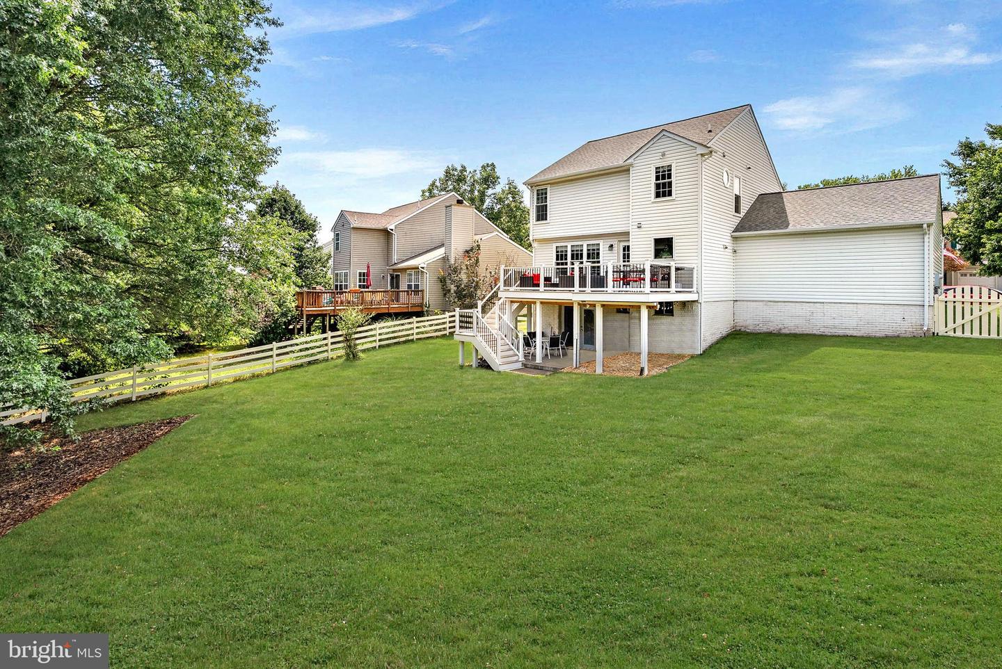 17374 ARROWOOD PL, ROUND HILL, Virginia 20141, 4 Bedrooms Bedrooms, ,3 BathroomsBathrooms,Residential,For sale,17374 ARROWOOD PL,VALO2103000 MLS # VALO2103000