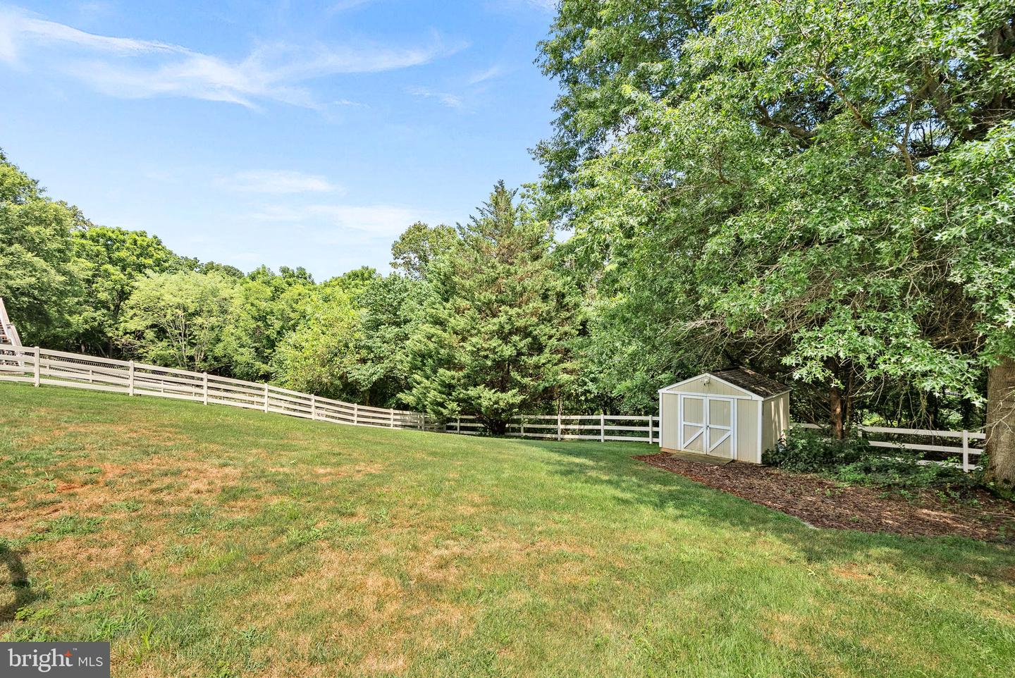 17374 ARROWOOD PL, ROUND HILL, Virginia 20141, 4 Bedrooms Bedrooms, ,3 BathroomsBathrooms,Residential,For sale,17374 ARROWOOD PL,VALO2103000 MLS # VALO2103000
