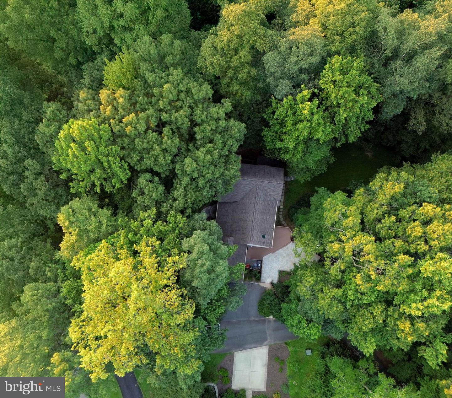 4819 BENTONBROOK DR, FAIRFAX, Virginia 22030, 4 Bedrooms Bedrooms, ,4 BathroomsBathrooms,Residential,For sale,4819 BENTONBROOK DR,VAFX2257104 MLS # VAFX2257104