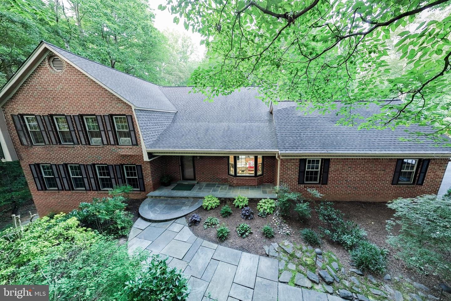 4819 BENTONBROOK DR, FAIRFAX, Virginia 22030, 4 Bedrooms Bedrooms, ,4 BathroomsBathrooms,Residential,For sale,4819 BENTONBROOK DR,VAFX2257104 MLS # VAFX2257104