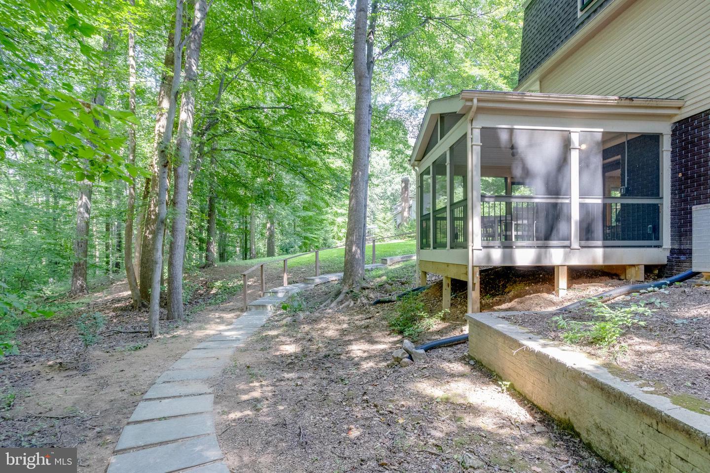 4819 BENTONBROOK DR, FAIRFAX, Virginia 22030, 4 Bedrooms Bedrooms, ,4 BathroomsBathrooms,Residential,For sale,4819 BENTONBROOK DR,VAFX2257104 MLS # VAFX2257104