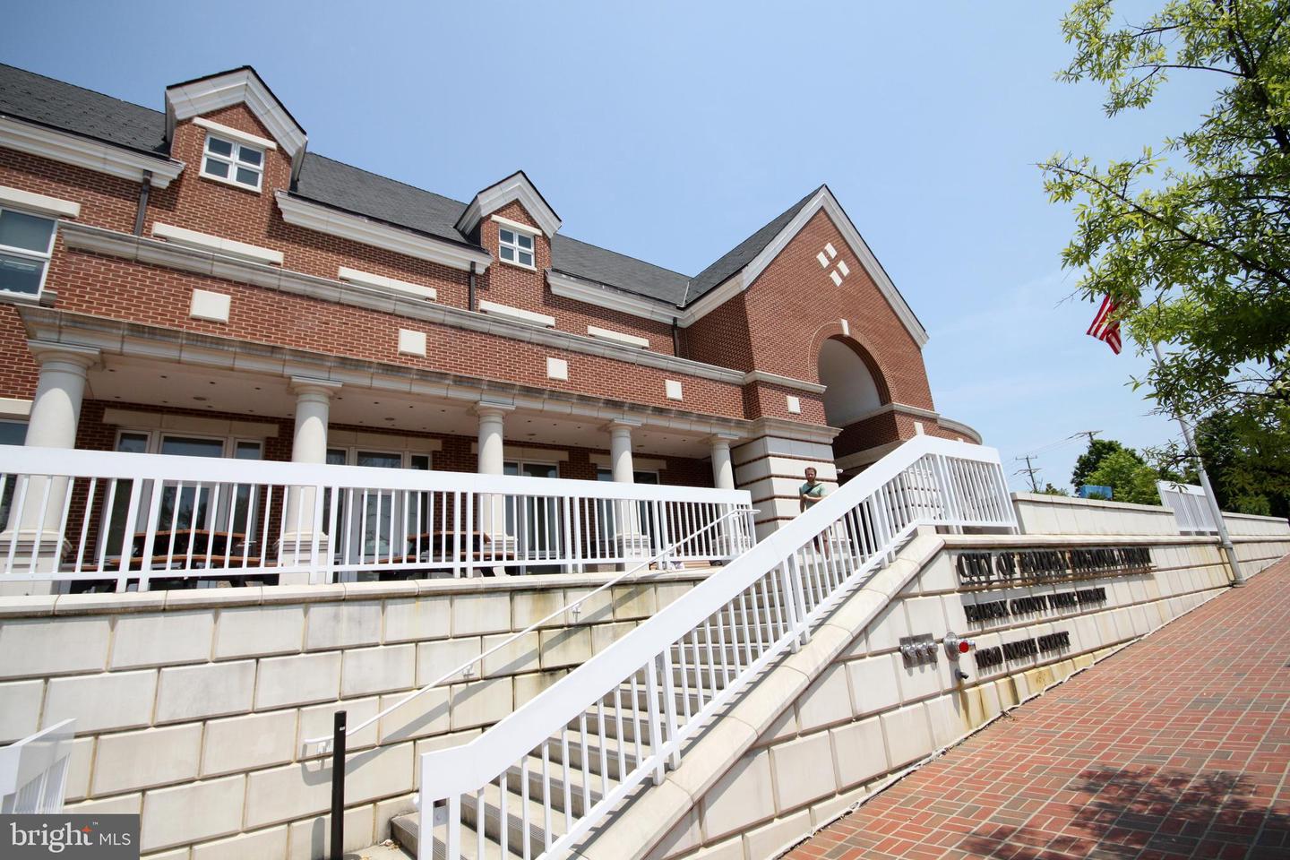 4819 BENTONBROOK DR, FAIRFAX, Virginia 22030, 4 Bedrooms Bedrooms, ,4 BathroomsBathrooms,Residential,For sale,4819 BENTONBROOK DR,VAFX2257104 MLS # VAFX2257104