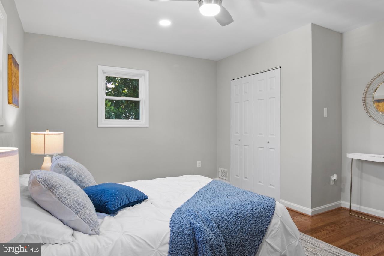 6502 FORT HUNT RD, ALEXANDRIA, Virginia 22307, 3 Bedrooms Bedrooms, 6 Rooms Rooms,3 BathroomsBathrooms,Residential,For sale,6502 FORT HUNT RD,VAFX2257116 MLS # VAFX2257116