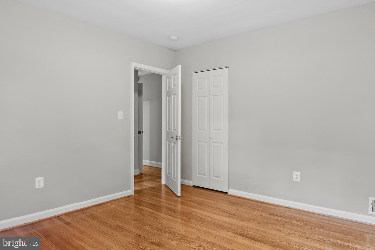 6502 FORT HUNT RD, ALEXANDRIA, Virginia 22307, 3 Bedrooms Bedrooms, 6 Rooms Rooms,3 BathroomsBathrooms,Residential,For sale,6502 FORT HUNT RD,VAFX2257116 MLS # VAFX2257116