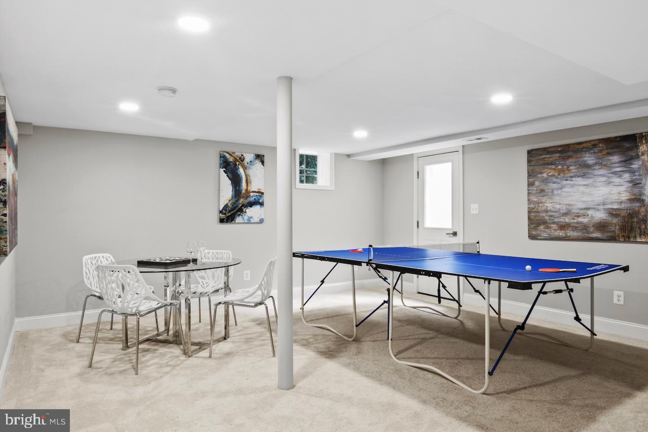 6502 FORT HUNT RD, ALEXANDRIA, Virginia 22307, 3 Bedrooms Bedrooms, 6 Rooms Rooms,3 BathroomsBathrooms,Residential,For sale,6502 FORT HUNT RD,VAFX2257116 MLS # VAFX2257116