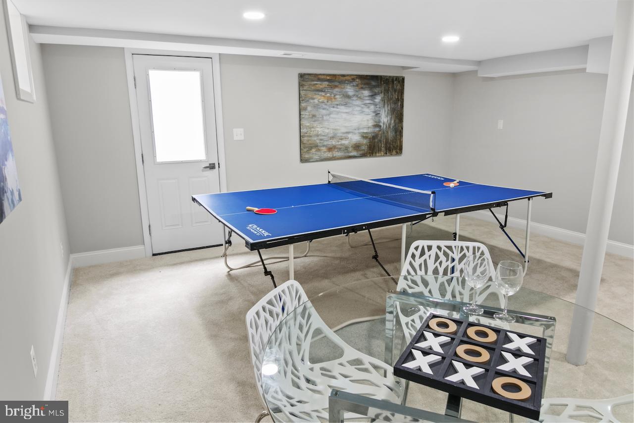 6502 FORT HUNT RD, ALEXANDRIA, Virginia 22307, 3 Bedrooms Bedrooms, 6 Rooms Rooms,3 BathroomsBathrooms,Residential,For sale,6502 FORT HUNT RD,VAFX2257116 MLS # VAFX2257116