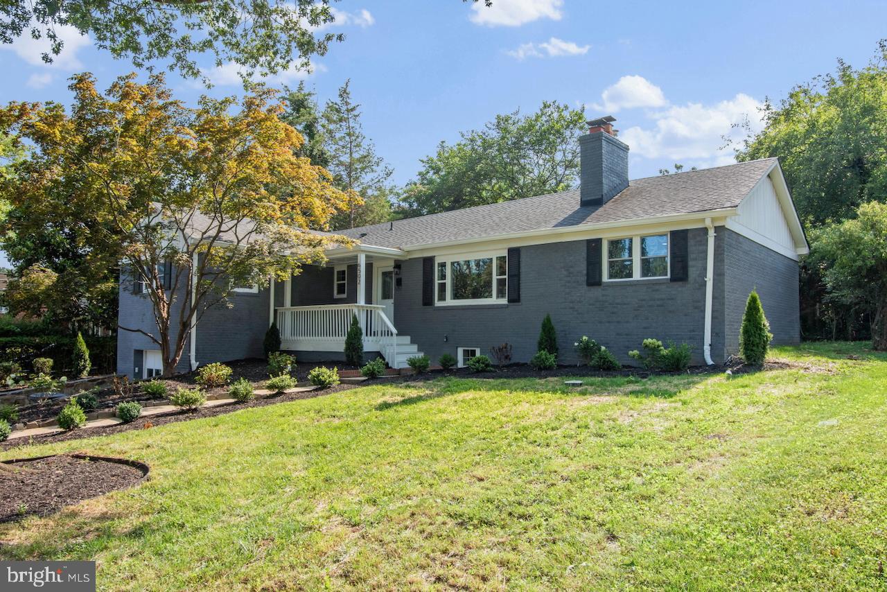 6502 FORT HUNT RD, ALEXANDRIA, Virginia 22307, 3 Bedrooms Bedrooms, 6 Rooms Rooms,3 BathroomsBathrooms,Residential,For sale,6502 FORT HUNT RD,VAFX2257116 MLS # VAFX2257116