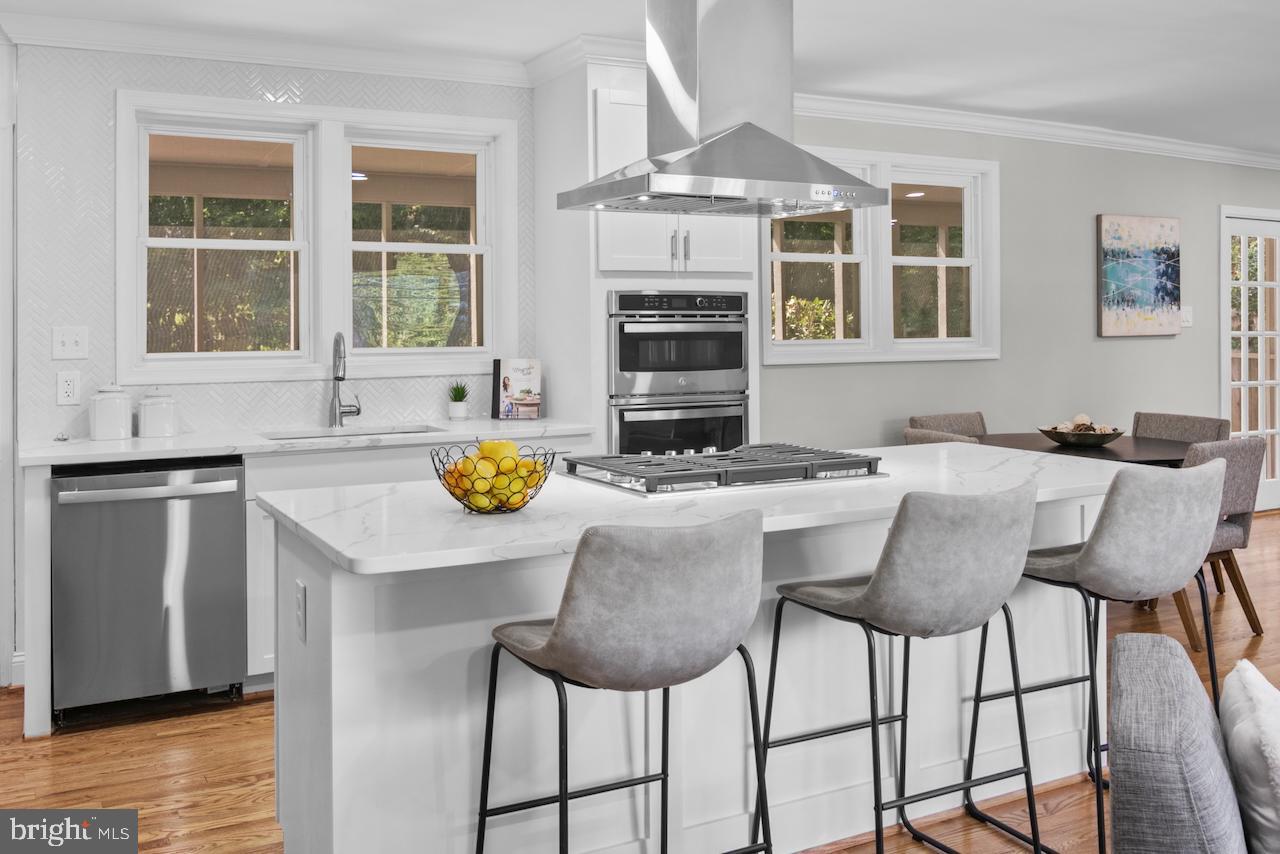 6502 FORT HUNT RD, ALEXANDRIA, Virginia 22307, 3 Bedrooms Bedrooms, 6 Rooms Rooms,3 BathroomsBathrooms,Residential,For sale,6502 FORT HUNT RD,VAFX2257116 MLS # VAFX2257116