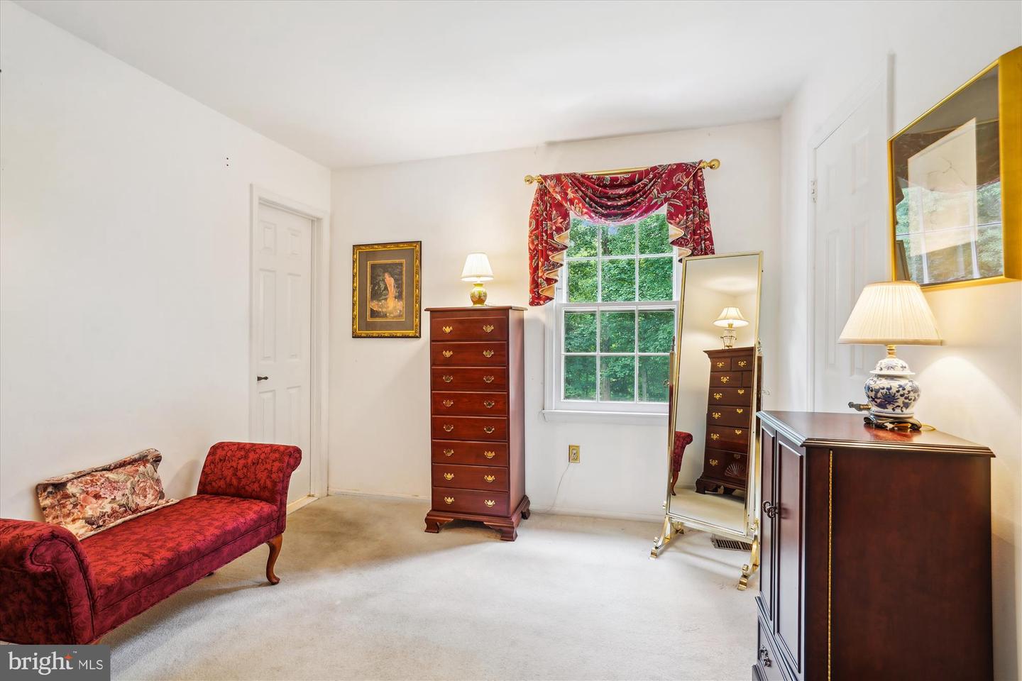 3307 MILLER HEIGHTS RD, OAKTON, Virginia 22124, 4 Bedrooms Bedrooms, ,3 BathroomsBathrooms,Residential,For sale,3307 MILLER HEIGHTS RD,VAFX2257130 MLS # VAFX2257130