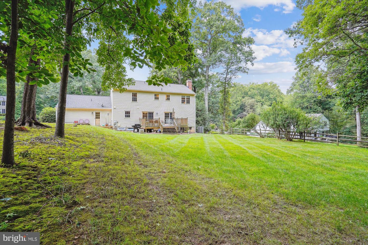 3307 MILLER HEIGHTS RD, OAKTON, Virginia 22124, 4 Bedrooms Bedrooms, ,3 BathroomsBathrooms,Residential,For sale,3307 MILLER HEIGHTS RD,VAFX2257130 MLS # VAFX2257130