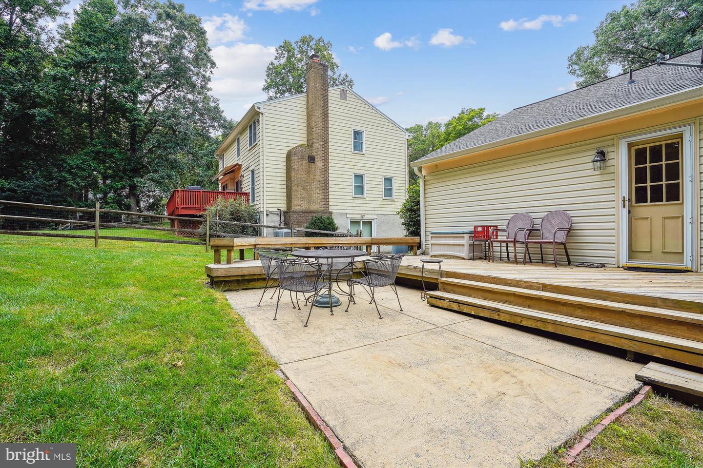 3307 MILLER HEIGHTS RD, OAKTON, Virginia 22124, 4 Bedrooms Bedrooms, ,3 BathroomsBathrooms,Residential,For sale,3307 MILLER HEIGHTS RD,VAFX2257130 MLS # VAFX2257130
