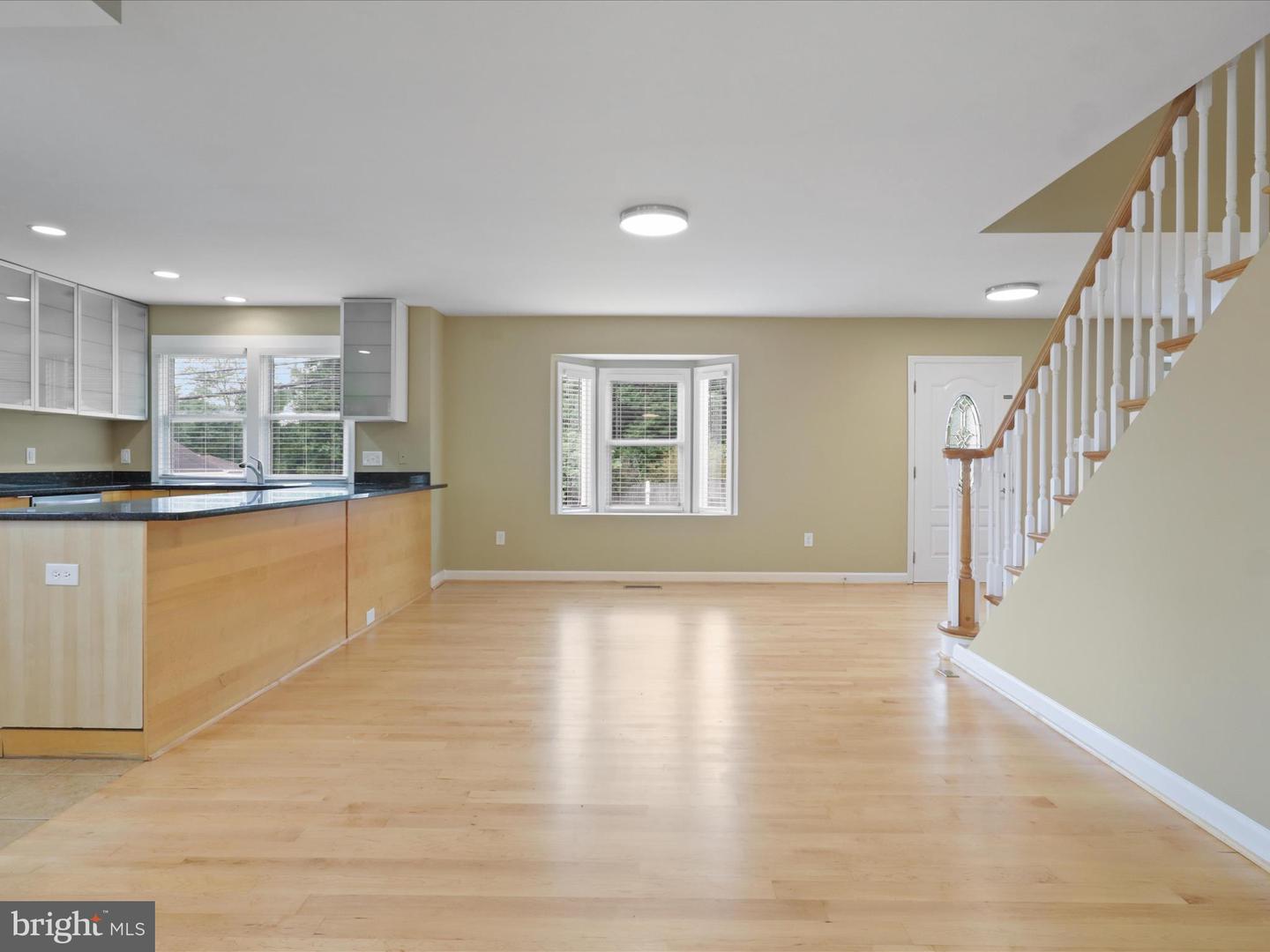 4415 ROBERTS AVE, ANNANDALE, Virginia 22003, 3 Bedrooms Bedrooms, 16 Rooms Rooms,4 BathroomsBathrooms,Residential,For sale,4415 ROBERTS AVE,VAFX2257208 MLS # VAFX2257208