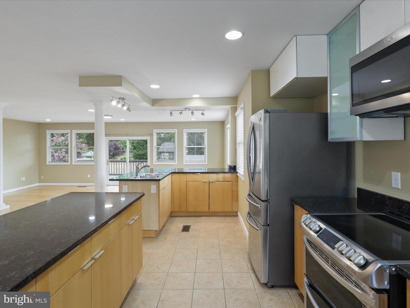 4415 ROBERTS AVE, ANNANDALE, Virginia 22003, 3 Bedrooms Bedrooms, 16 Rooms Rooms,4 BathroomsBathrooms,Residential,For sale,4415 ROBERTS AVE,VAFX2257208 MLS # VAFX2257208