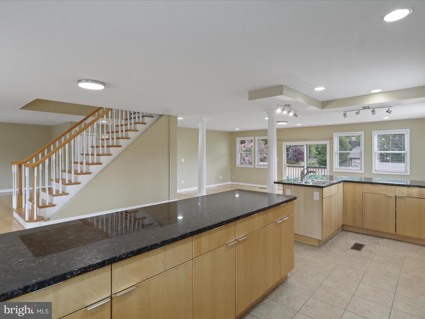4415 ROBERTS AVE, ANNANDALE, Virginia 22003, 3 Bedrooms Bedrooms, 16 Rooms Rooms,4 BathroomsBathrooms,Residential,For sale,4415 ROBERTS AVE,VAFX2257208 MLS # VAFX2257208
