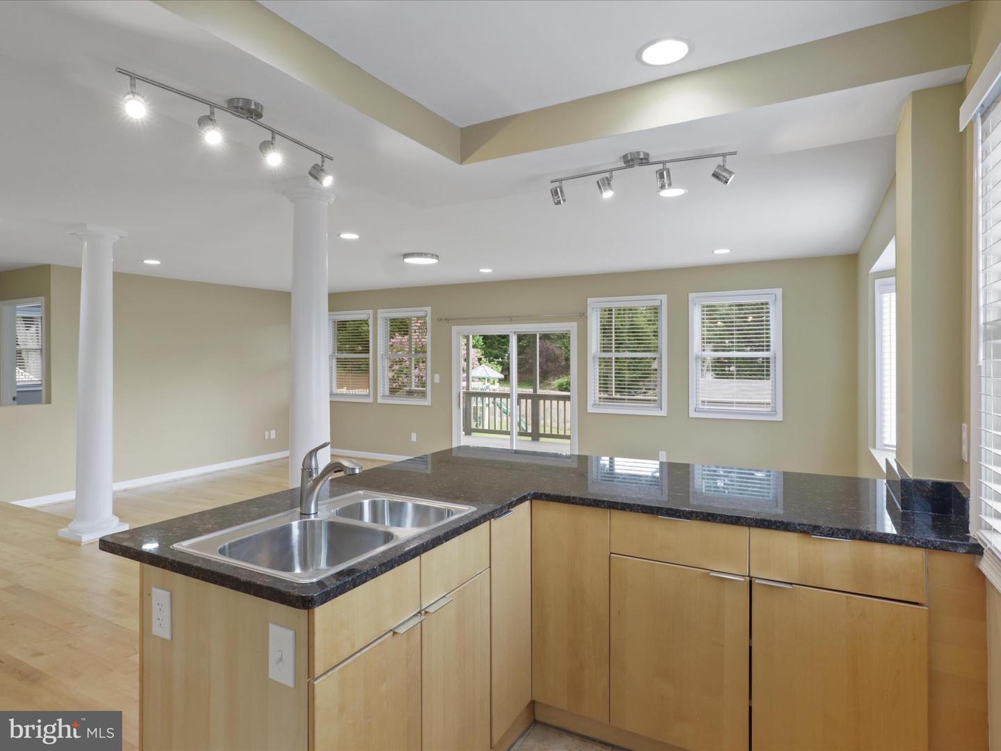 4415 ROBERTS AVE, ANNANDALE, Virginia 22003, 3 Bedrooms Bedrooms, 16 Rooms Rooms,4 BathroomsBathrooms,Residential,For sale,4415 ROBERTS AVE,VAFX2257208 MLS # VAFX2257208