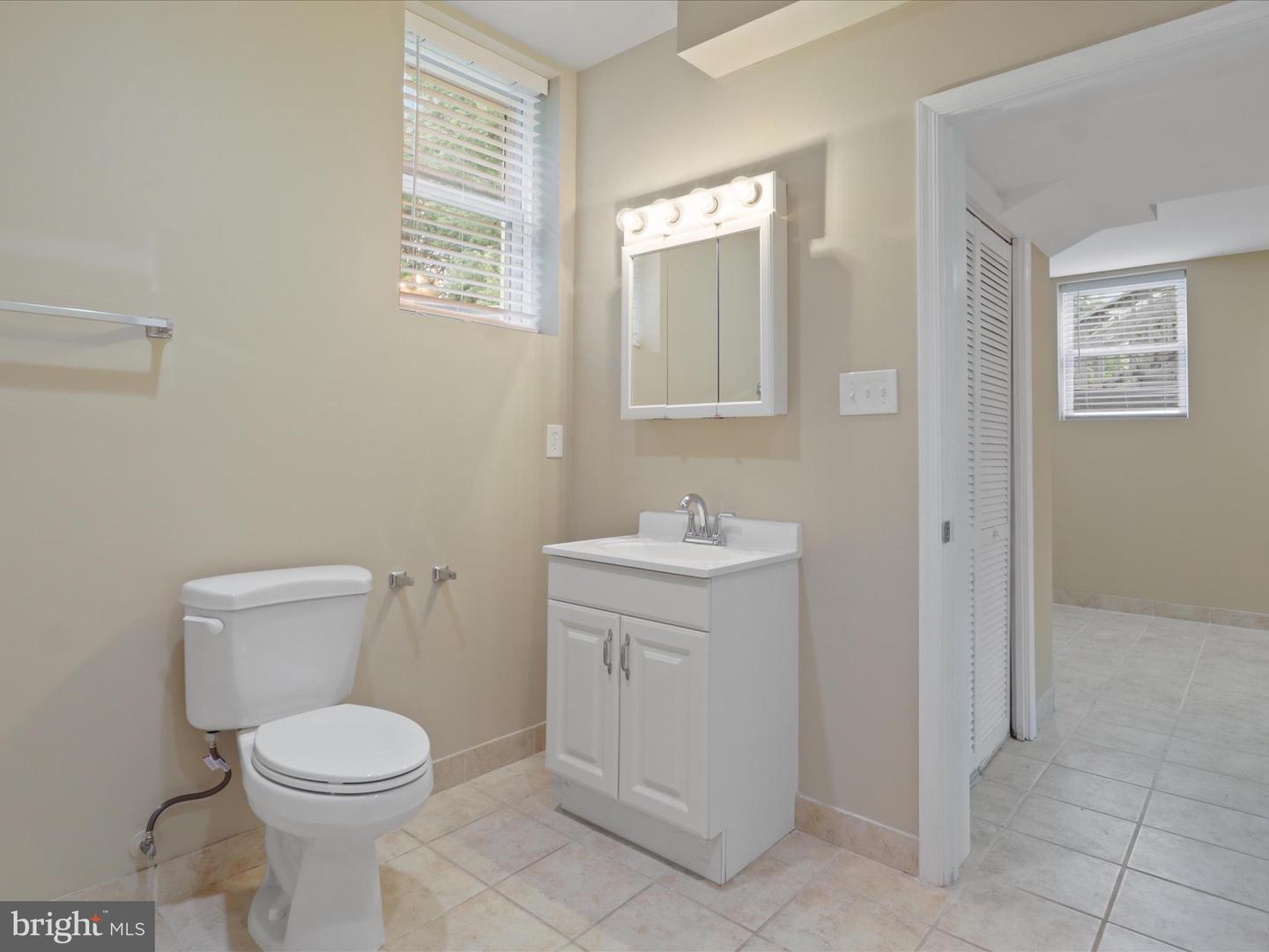 4415 ROBERTS AVE, ANNANDALE, Virginia 22003, 3 Bedrooms Bedrooms, 16 Rooms Rooms,4 BathroomsBathrooms,Residential,For sale,4415 ROBERTS AVE,VAFX2257208 MLS # VAFX2257208