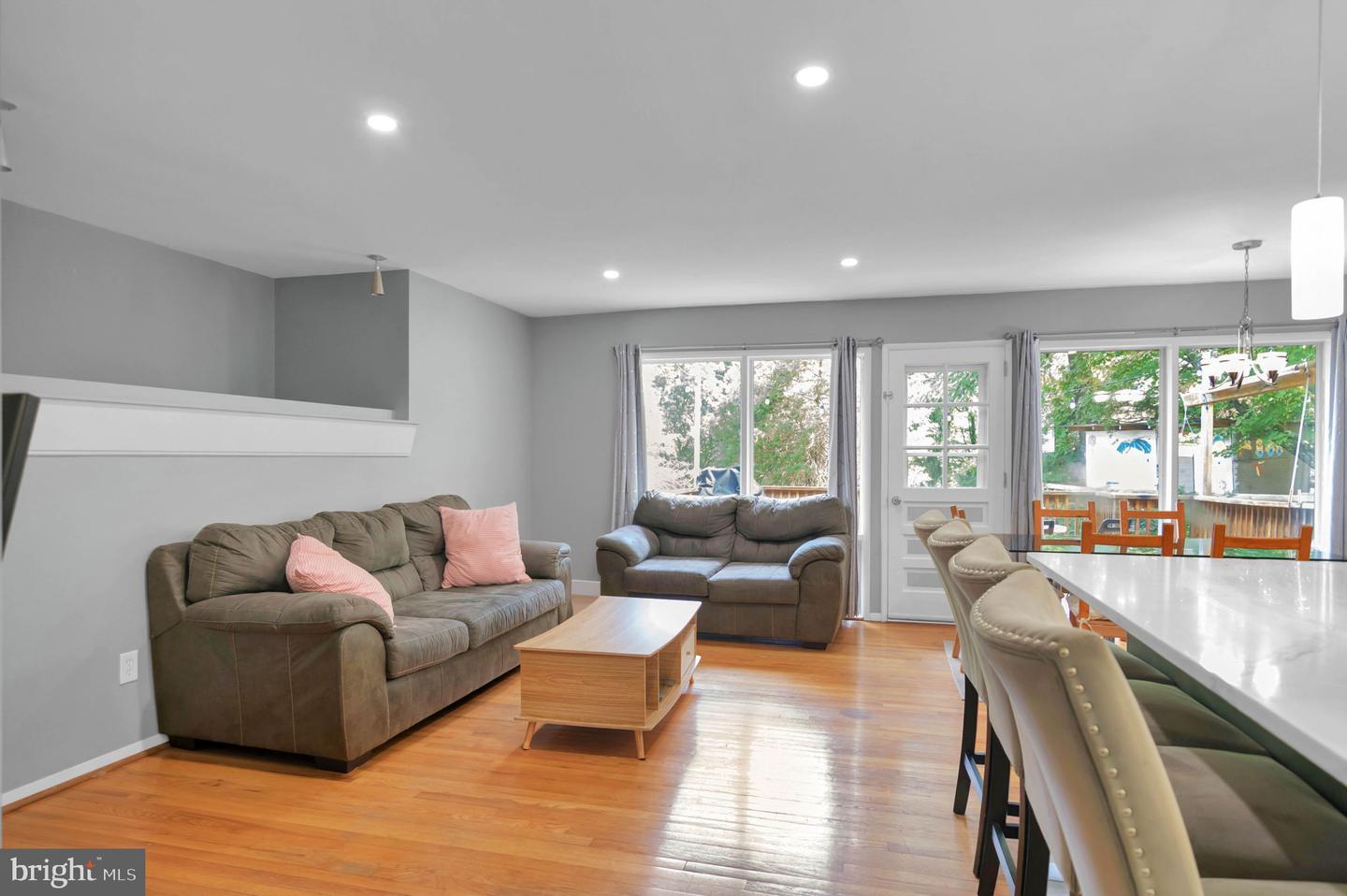 4313 DUBOIS ST, ALEXANDRIA, Virginia 22310, 4 Bedrooms Bedrooms, ,2 BathroomsBathrooms,Residential,For sale,4313 DUBOIS ST,VAFX2257236 MLS # VAFX2257236