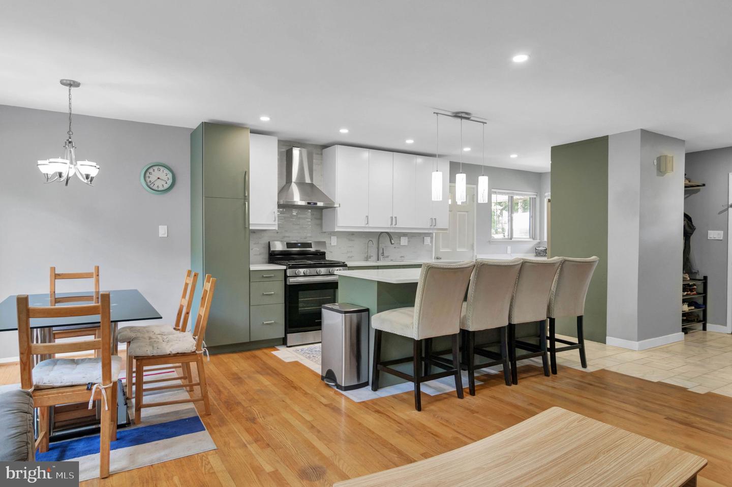 4313 DUBOIS ST, ALEXANDRIA, Virginia 22310, 4 Bedrooms Bedrooms, ,2 BathroomsBathrooms,Residential,For sale,4313 DUBOIS ST,VAFX2257236 MLS # VAFX2257236