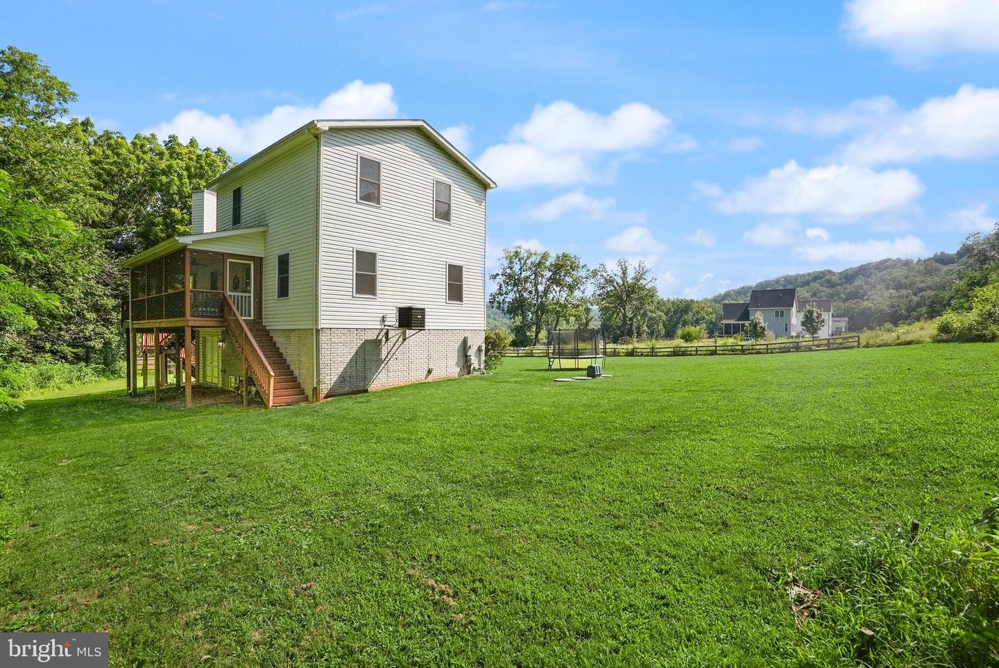735 SUNSET VILLAGE RD, FRONT ROYAL, Virginia 22630, 4 Bedrooms Bedrooms, ,2 BathroomsBathrooms,Residential,For sale,735 SUNSET VILLAGE RD,VAWR2011814 MLS # VAWR2011814