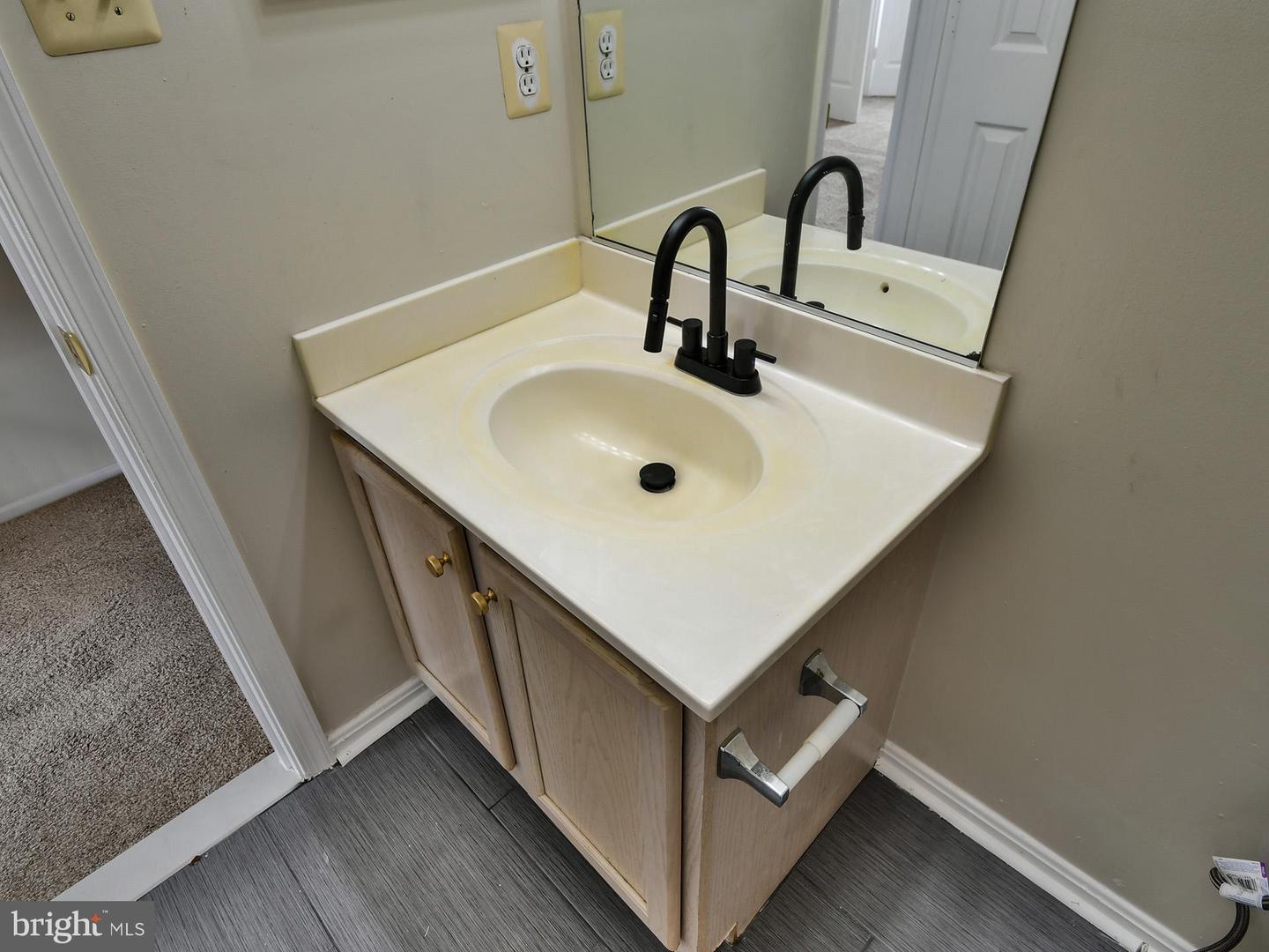 22936 FLEET TER, STERLING, Virginia 20166, 3 Bedrooms Bedrooms, ,3 BathroomsBathrooms,Residential,For sale,22936 FLEET TER,VALO2103048 MLS # VALO2103048