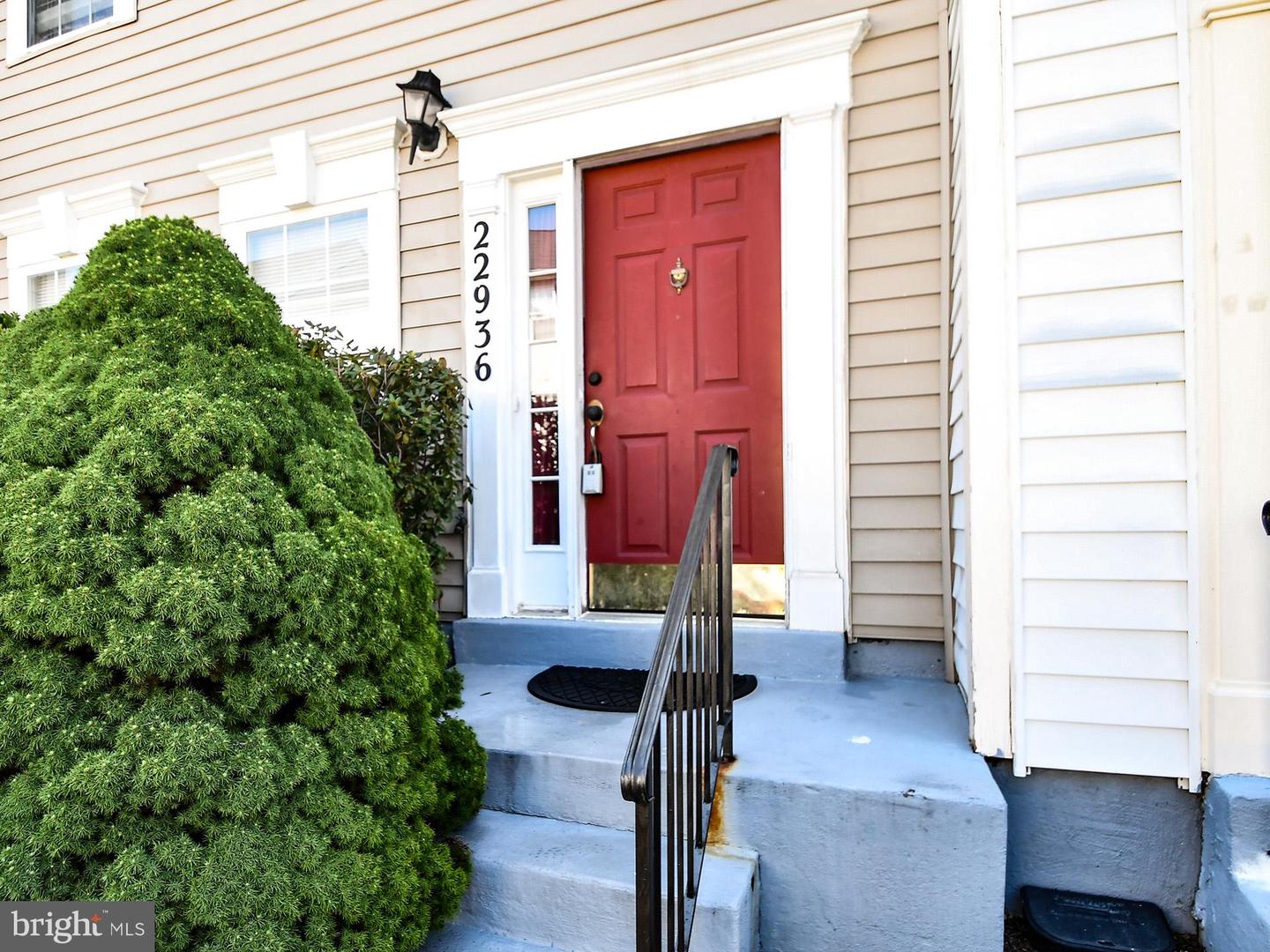 22936 FLEET TER, STERLING, Virginia 20166, 3 Bedrooms Bedrooms, ,3 BathroomsBathrooms,Residential,For sale,22936 FLEET TER,VALO2103048 MLS # VALO2103048