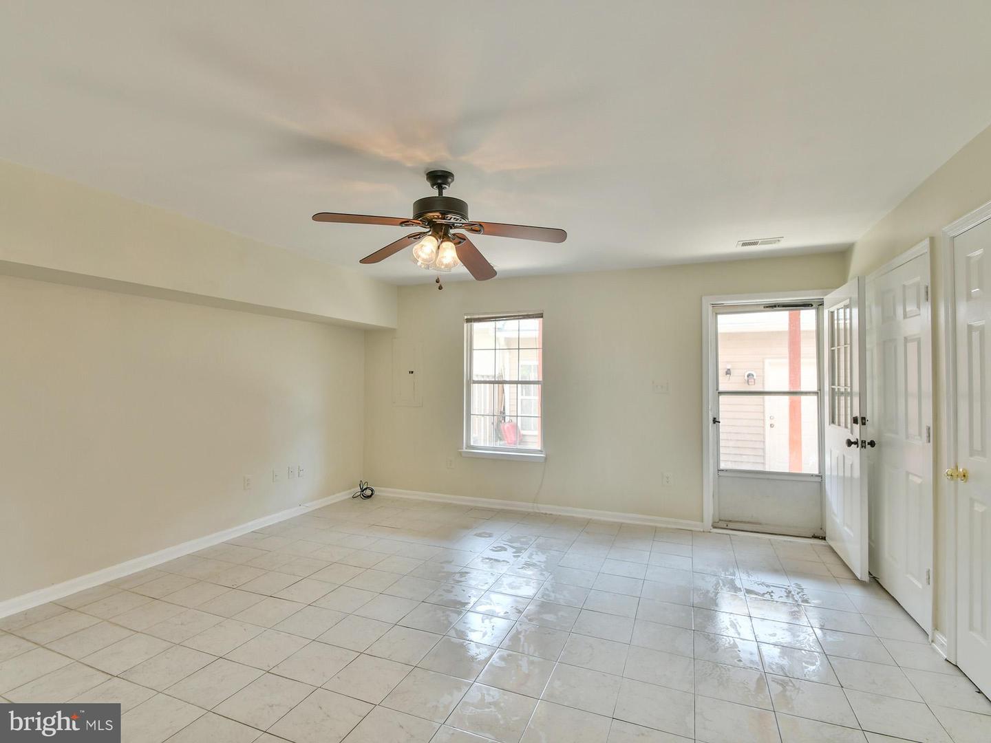 22936 FLEET TER, STERLING, Virginia 20166, 3 Bedrooms Bedrooms, ,3 BathroomsBathrooms,Residential,For sale,22936 FLEET TER,VALO2103048 MLS # VALO2103048
