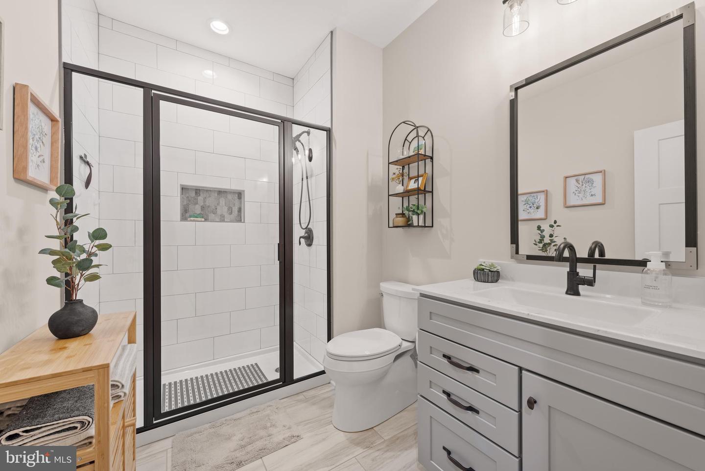 601 FALL RUN LN, WINCHESTER, Virginia 22602, 3 Bedrooms Bedrooms, ,2 BathroomsBathrooms,Residential,For sale,601 FALL RUN LN,VAFV2035634 MLS # VAFV2035634