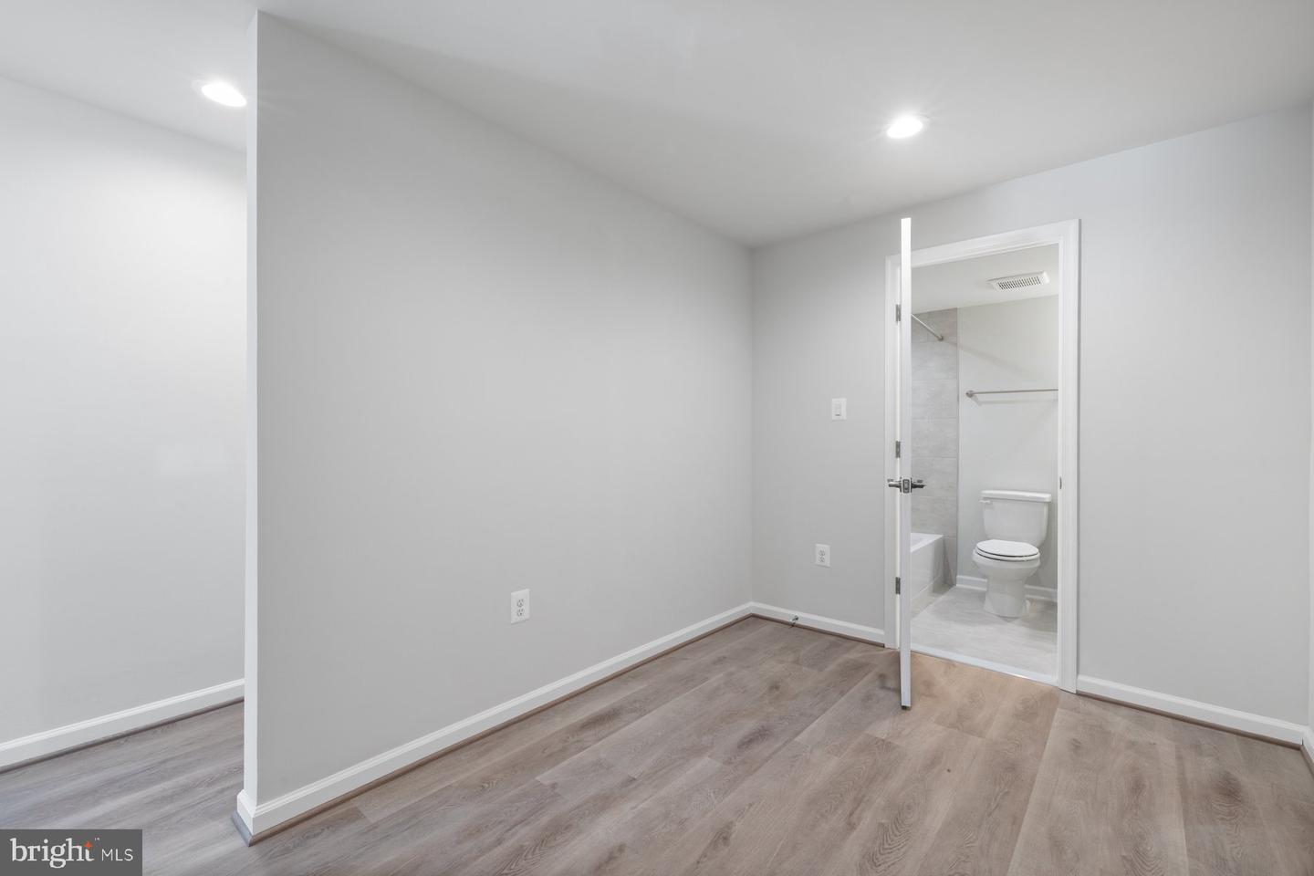 9368 TOVITO DR, FAIRFAX, Virginia 22031, 4 Bedrooms Bedrooms, ,3 BathroomsBathrooms,Residential,For sale,9368 TOVITO DR,VAFX2257286 MLS # VAFX2257286