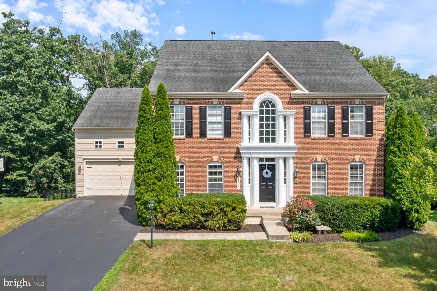 21030 COURTLAND VILLAGE DR, LEESBURG, Virginia 20175, 4 Bedrooms Bedrooms, ,3 BathroomsBathrooms,Residential,For sale,21030 COURTLAND VILLAGE DR,VALO2103084 MLS # VALO2103084