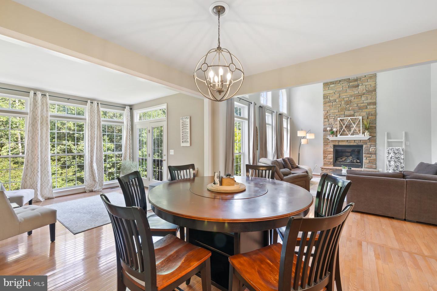 21030 COURTLAND VILLAGE DR, LEESBURG, Virginia 20175, 4 Bedrooms Bedrooms, ,3 BathroomsBathrooms,Residential,For sale,21030 COURTLAND VILLAGE DR,VALO2103084 MLS # VALO2103084