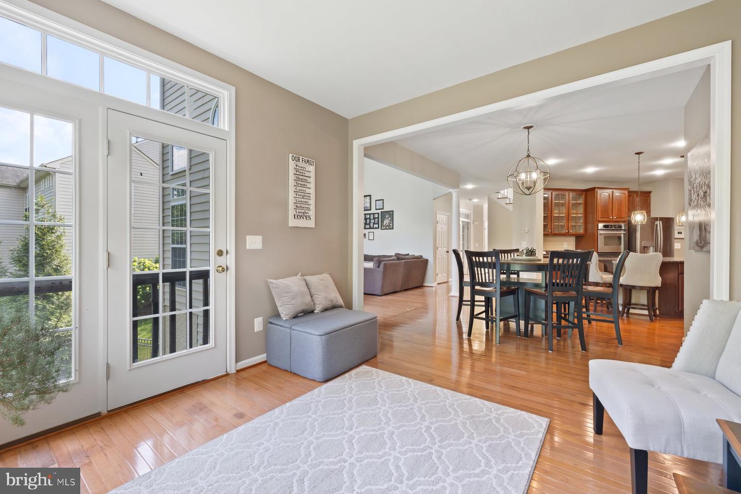 21030 COURTLAND VILLAGE DR, LEESBURG, Virginia 20175, 4 Bedrooms Bedrooms, ,3 BathroomsBathrooms,Residential,For sale,21030 COURTLAND VILLAGE DR,VALO2103084 MLS # VALO2103084