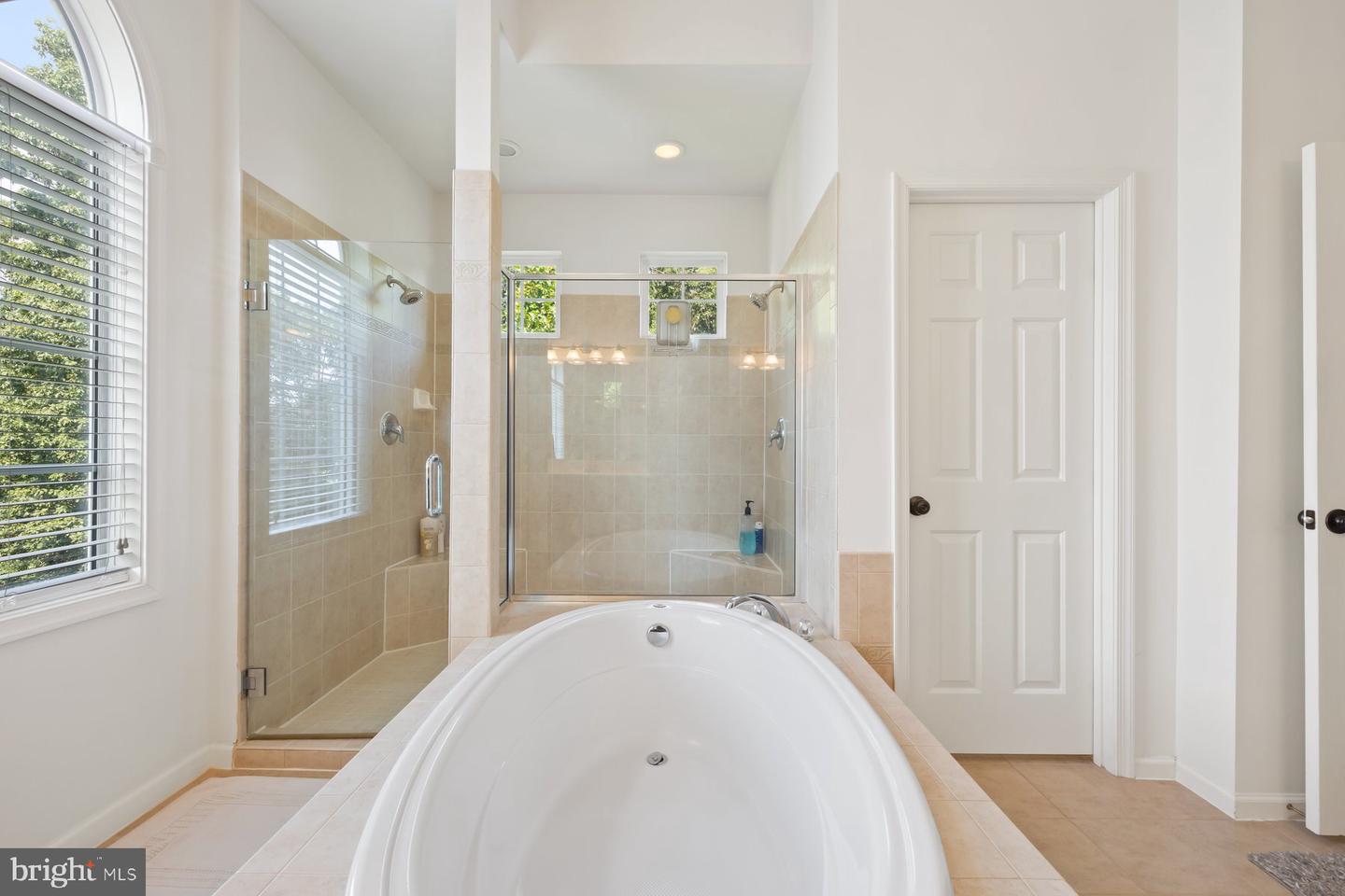 21030 COURTLAND VILLAGE DR, LEESBURG, Virginia 20175, 4 Bedrooms Bedrooms, ,3 BathroomsBathrooms,Residential,For sale,21030 COURTLAND VILLAGE DR,VALO2103084 MLS # VALO2103084