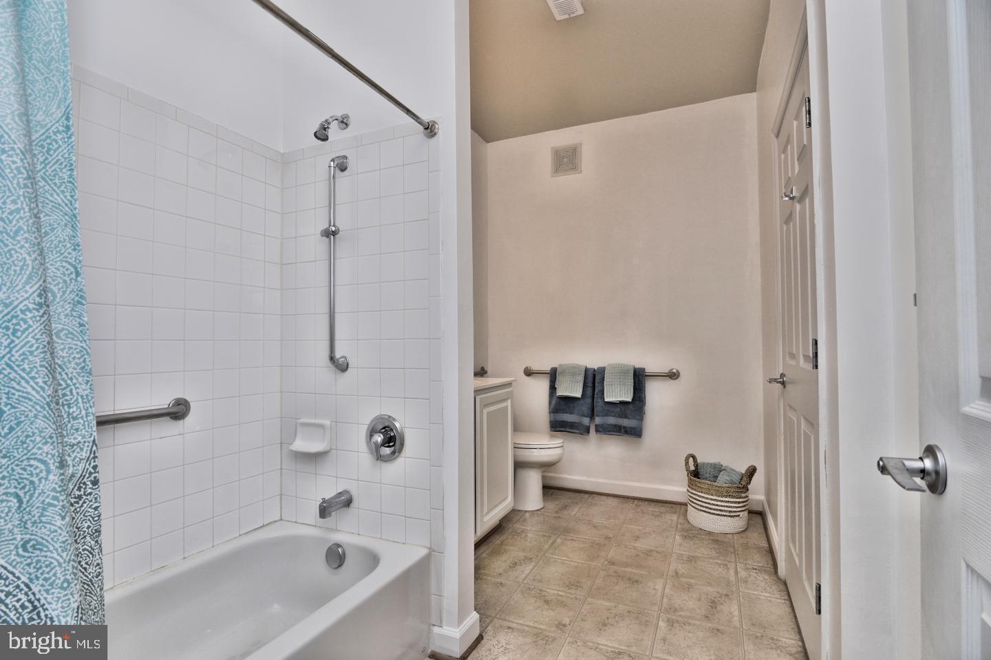22687 BLUE ELDER TER #104, BRAMBLETON, Virginia 20148, 1 Bedroom Bedrooms, ,1 BathroomBathrooms,Residential,For sale,22687 BLUE ELDER TER #104,VALO2103096 MLS # VALO2103096