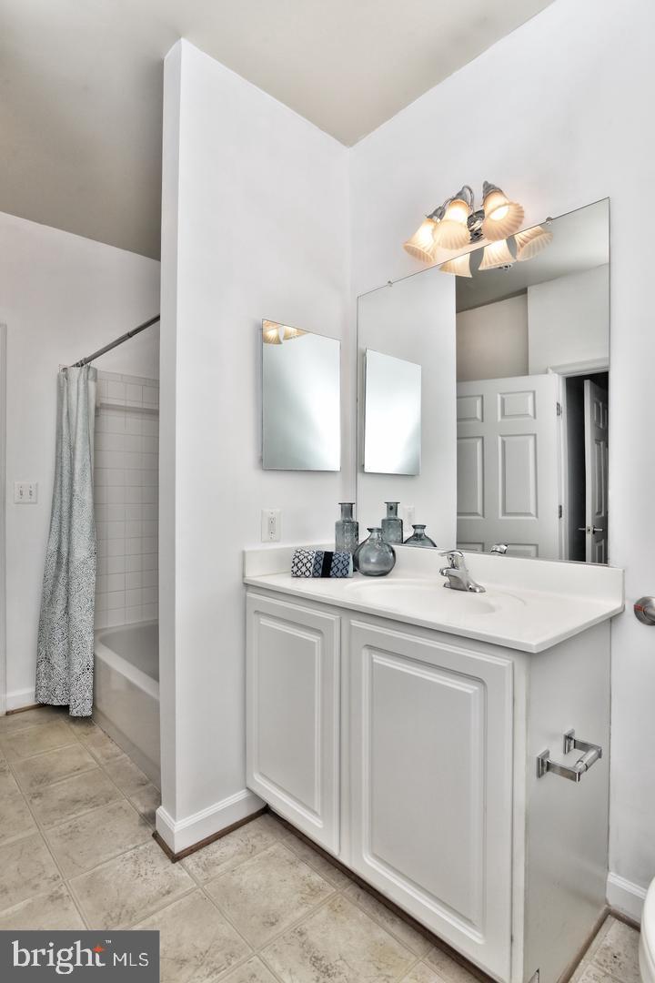 22687 BLUE ELDER TER #104, BRAMBLETON, Virginia 20148, 1 Bedroom Bedrooms, ,1 BathroomBathrooms,Residential,For sale,22687 BLUE ELDER TER #104,VALO2103096 MLS # VALO2103096