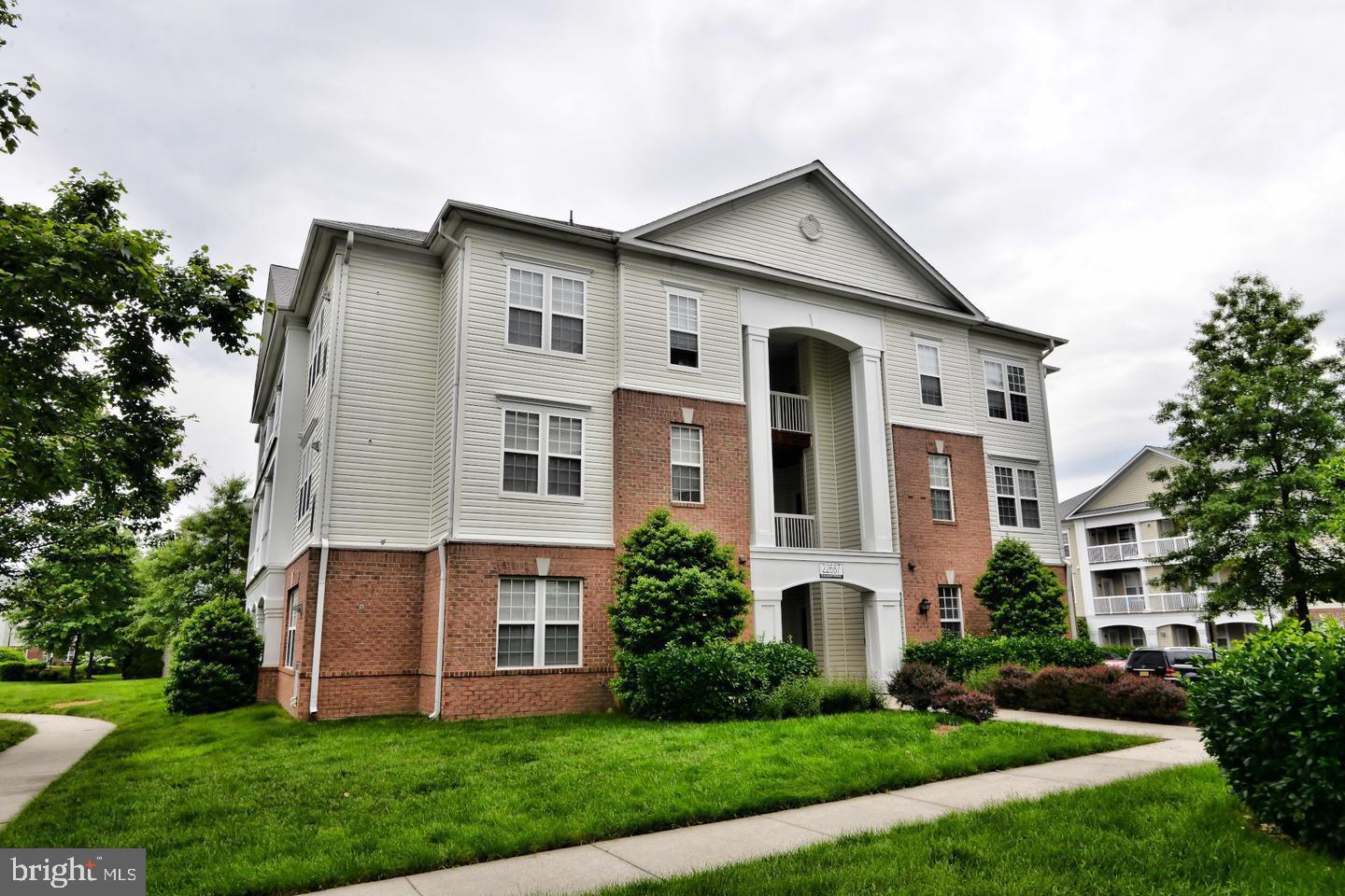 22687 BLUE ELDER TER #104, BRAMBLETON, Virginia 20148, 1 Bedroom Bedrooms, ,1 BathroomBathrooms,Residential,For sale,22687 BLUE ELDER TER #104,VALO2103096 MLS # VALO2103096