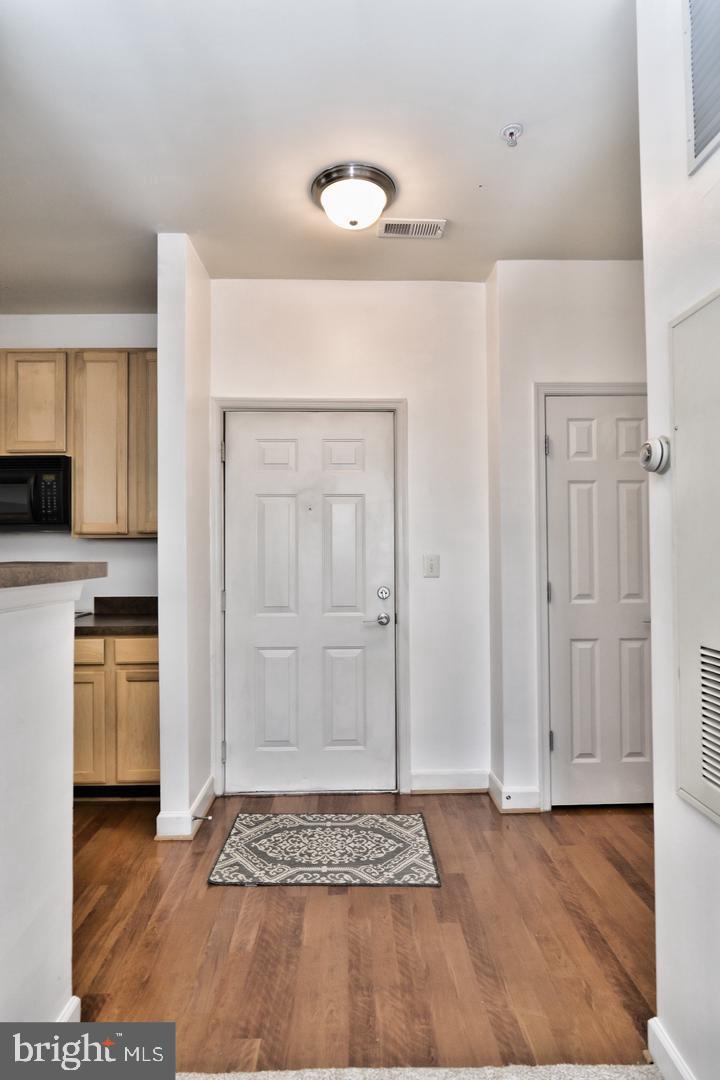 22687 BLUE ELDER TER #104, BRAMBLETON, Virginia 20148, 1 Bedroom Bedrooms, ,1 BathroomBathrooms,Residential,For sale,22687 BLUE ELDER TER #104,VALO2103096 MLS # VALO2103096